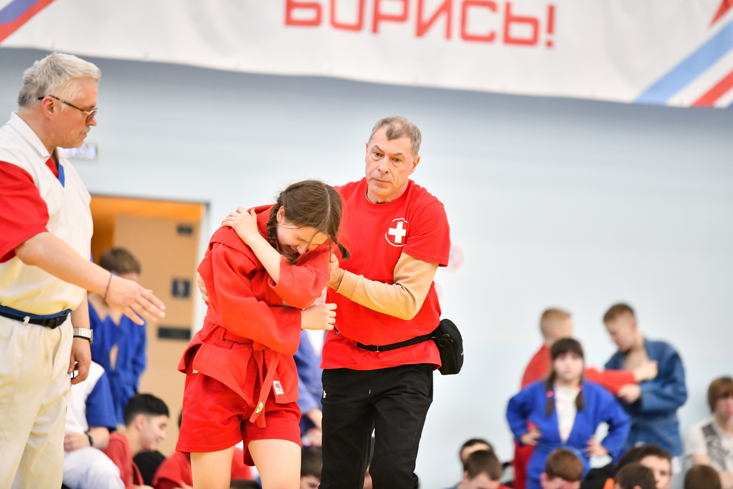 Самбо. Региональных соревнований памяти тренеров И. Л. Смирнова и Н. И. Сатина (декабрь 2025). Фото детских спортивных мероприятий и всякое интересное через объектив