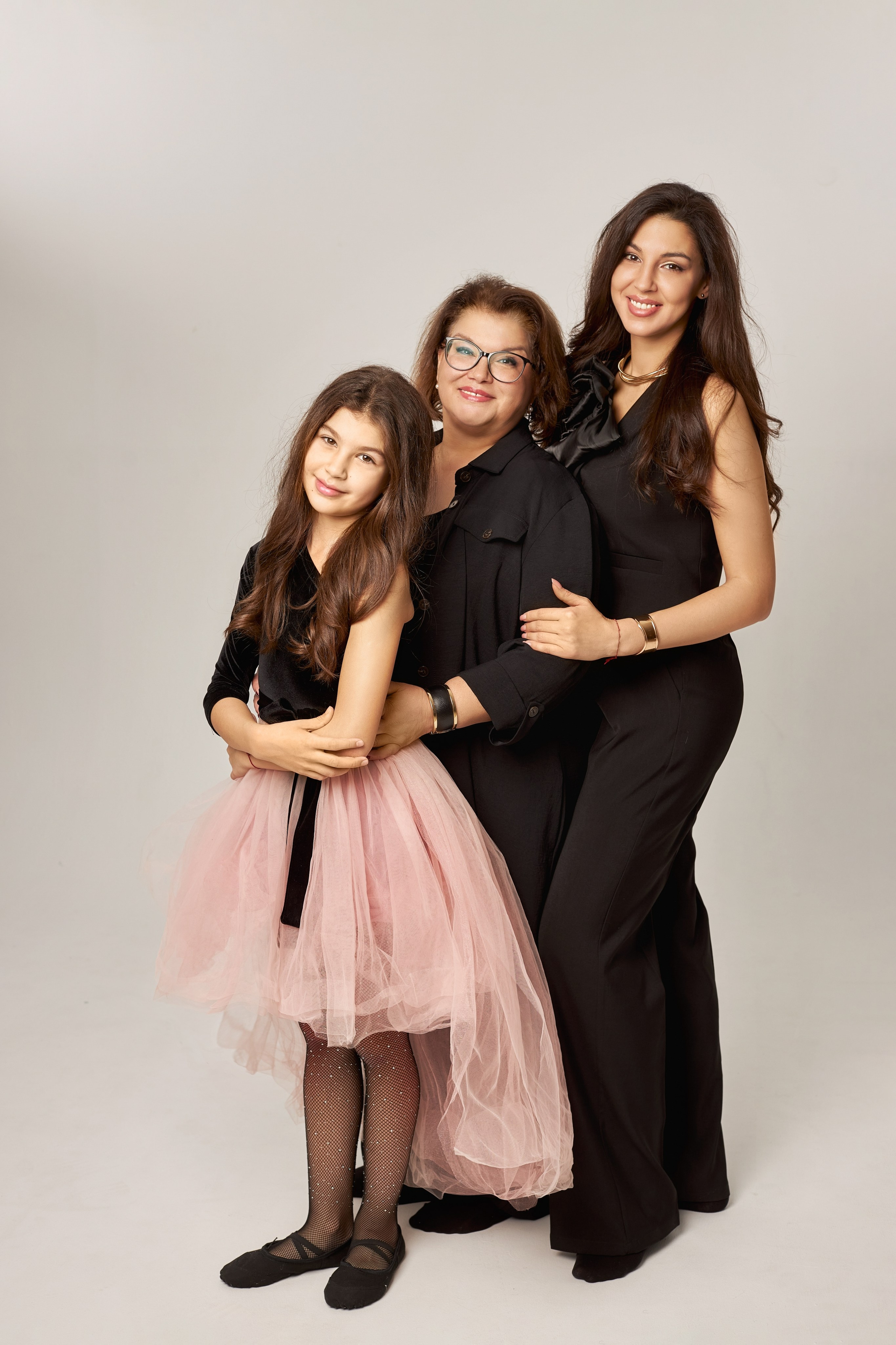 Семейная в студии. Фотограф в городе Ростов-на-Дону Лариса Черных