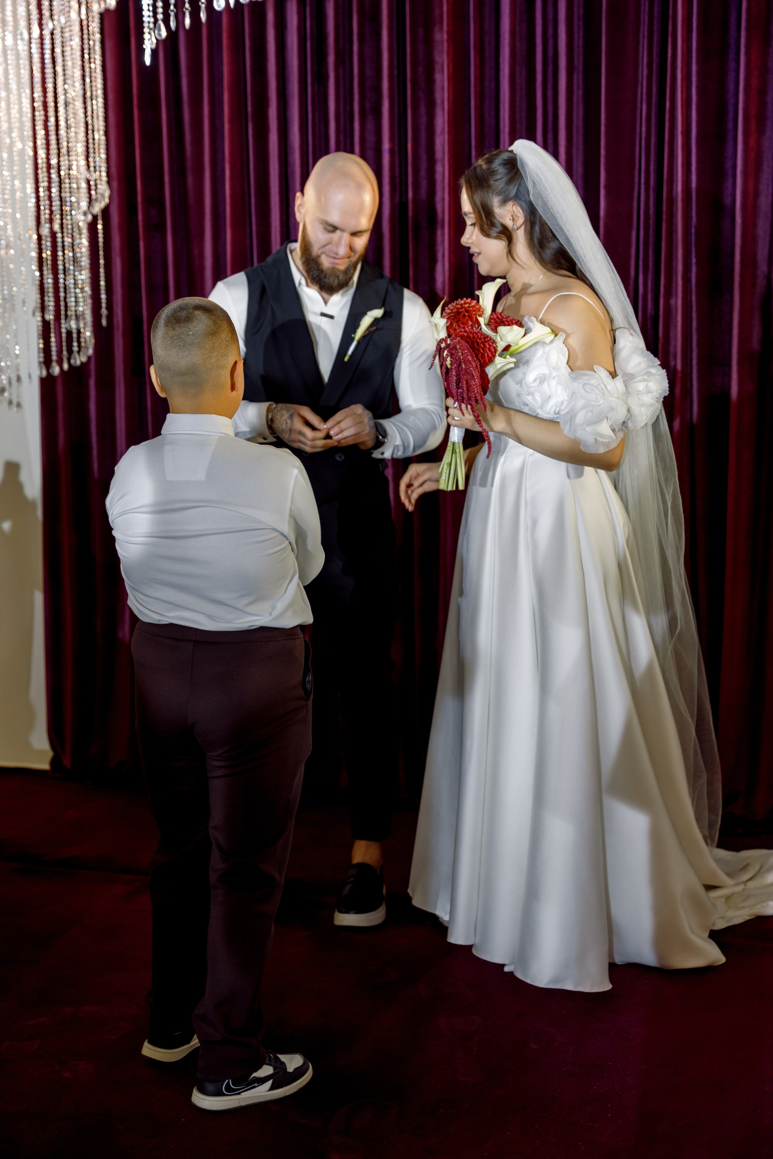 Роман и Елизавета. Свадебный фотограф Иркутск, репортажный фотограф Иркутск