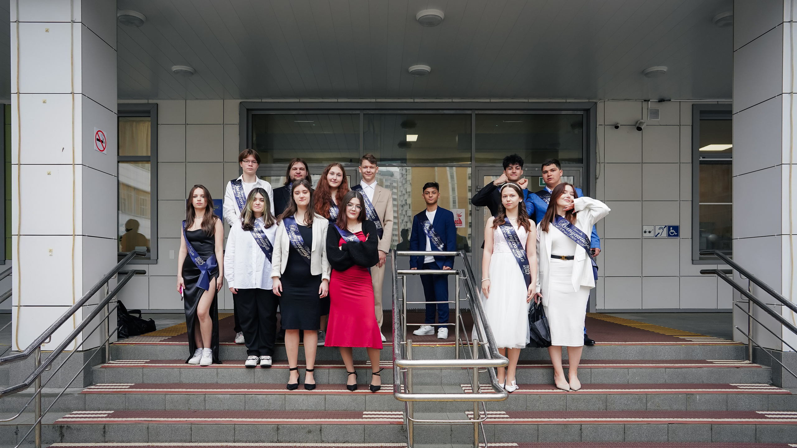 11 У Последний звонок. Семейный и детский фотограф в Москве (Тинао) Галкина Алевтина