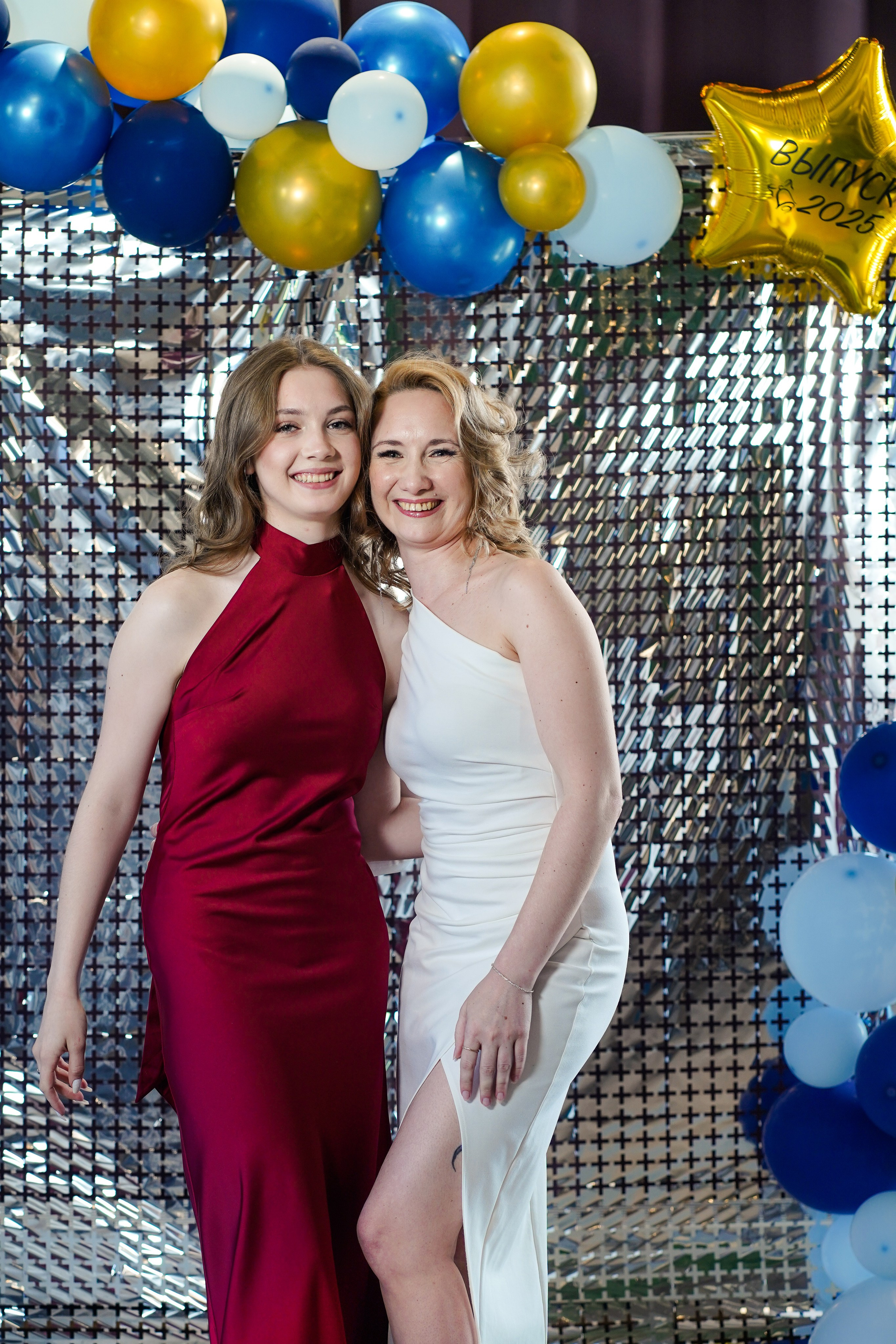 Выпускной вечер, гимназия № 40, 9 класс. Семейный и портретный фотограф в Екатеринбурге Анна Лобанова