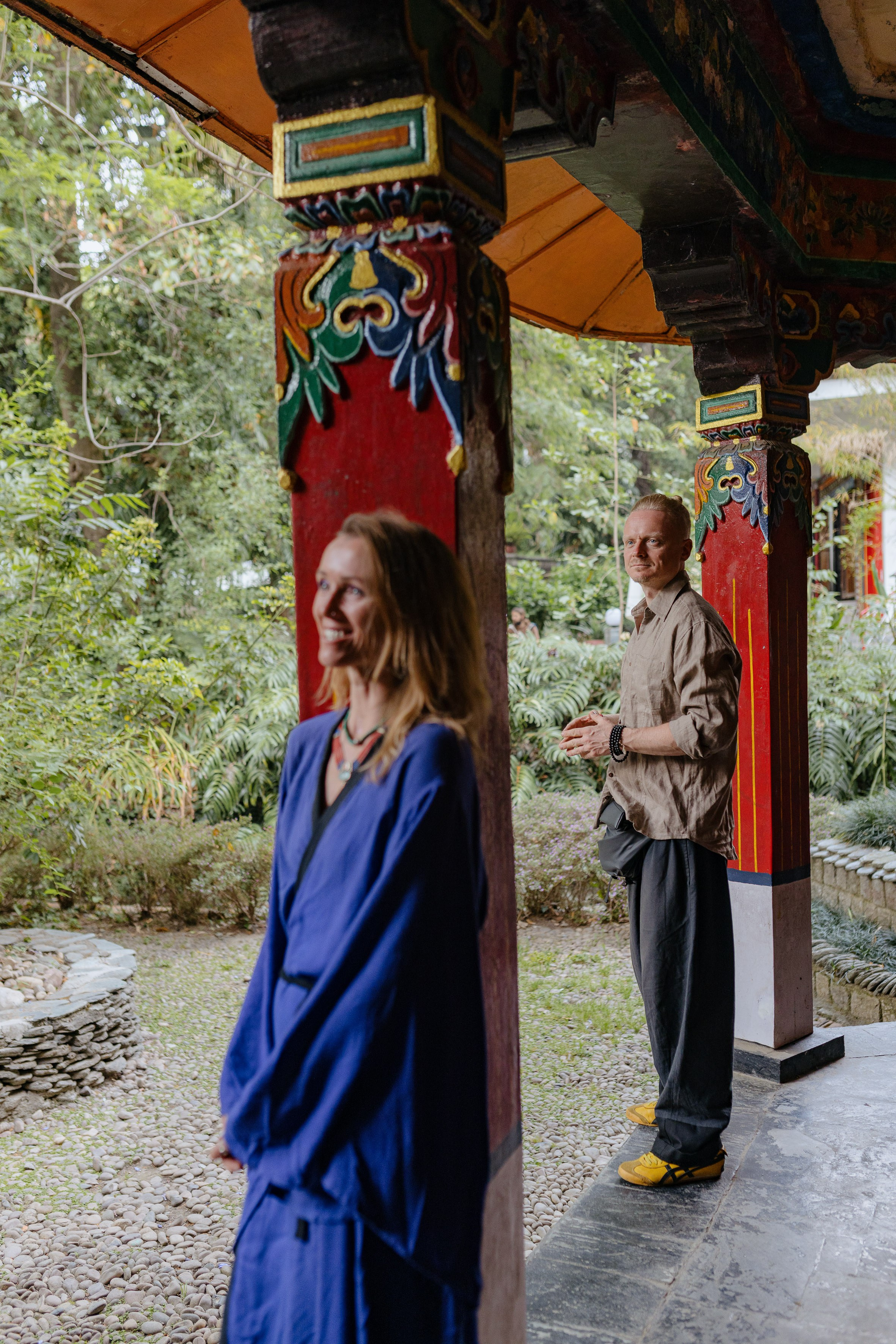 Экскурсия в резиденцию Далай Ламы с Косом и Лу. Фотограф Ольхон/ Индия, Регина