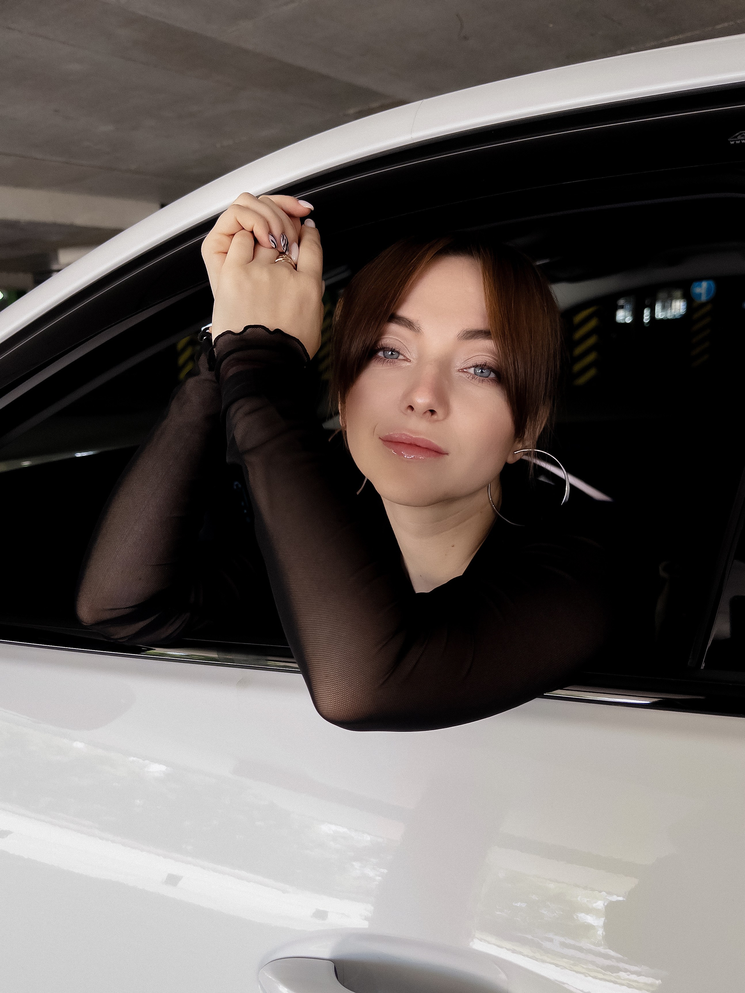 Вика | девушка на фоне бетонных джунглей. Фотограф Барнаул Софья Бояринова