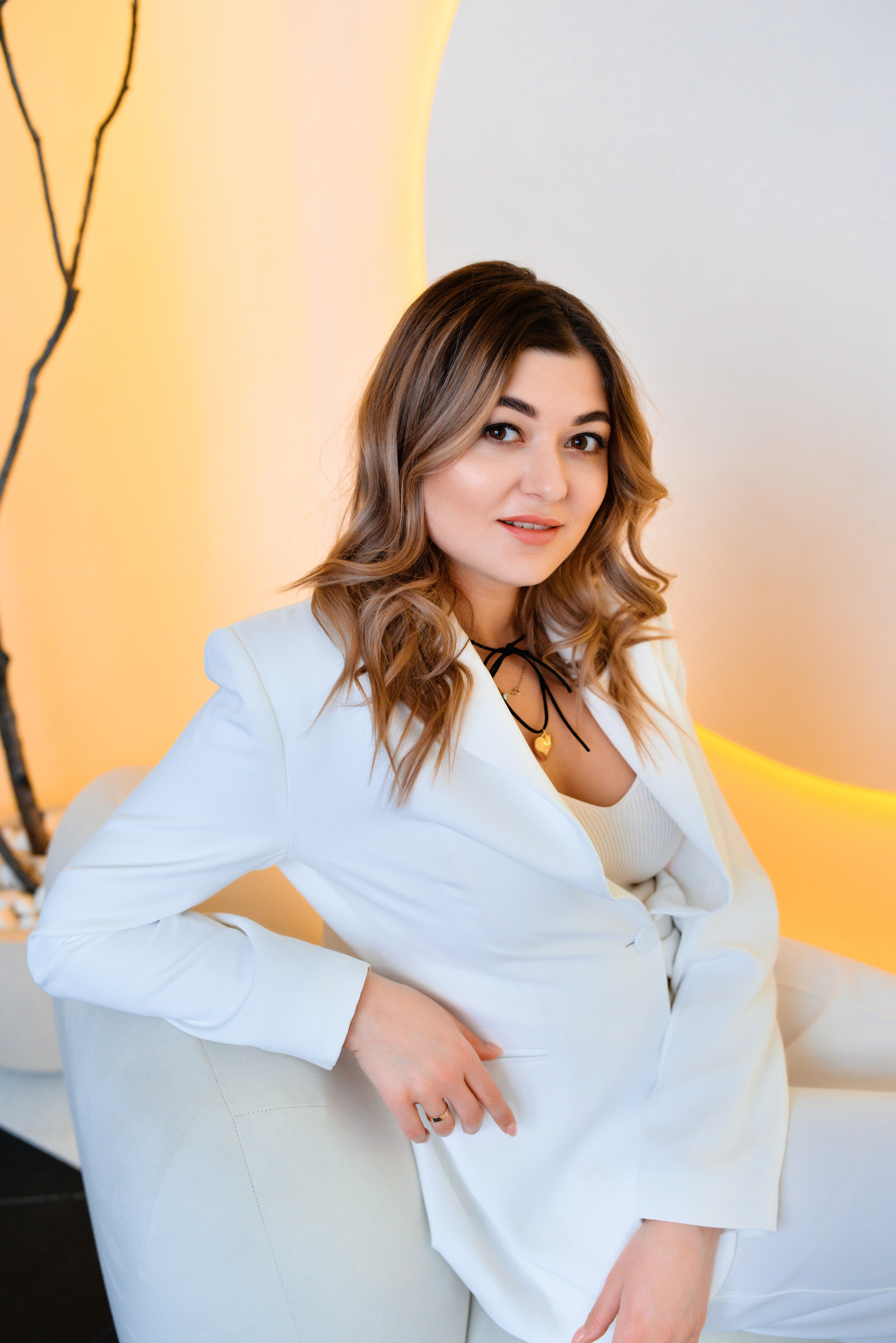 На ногтях. Фотограф Полина Вишневецкая г. Барнаул