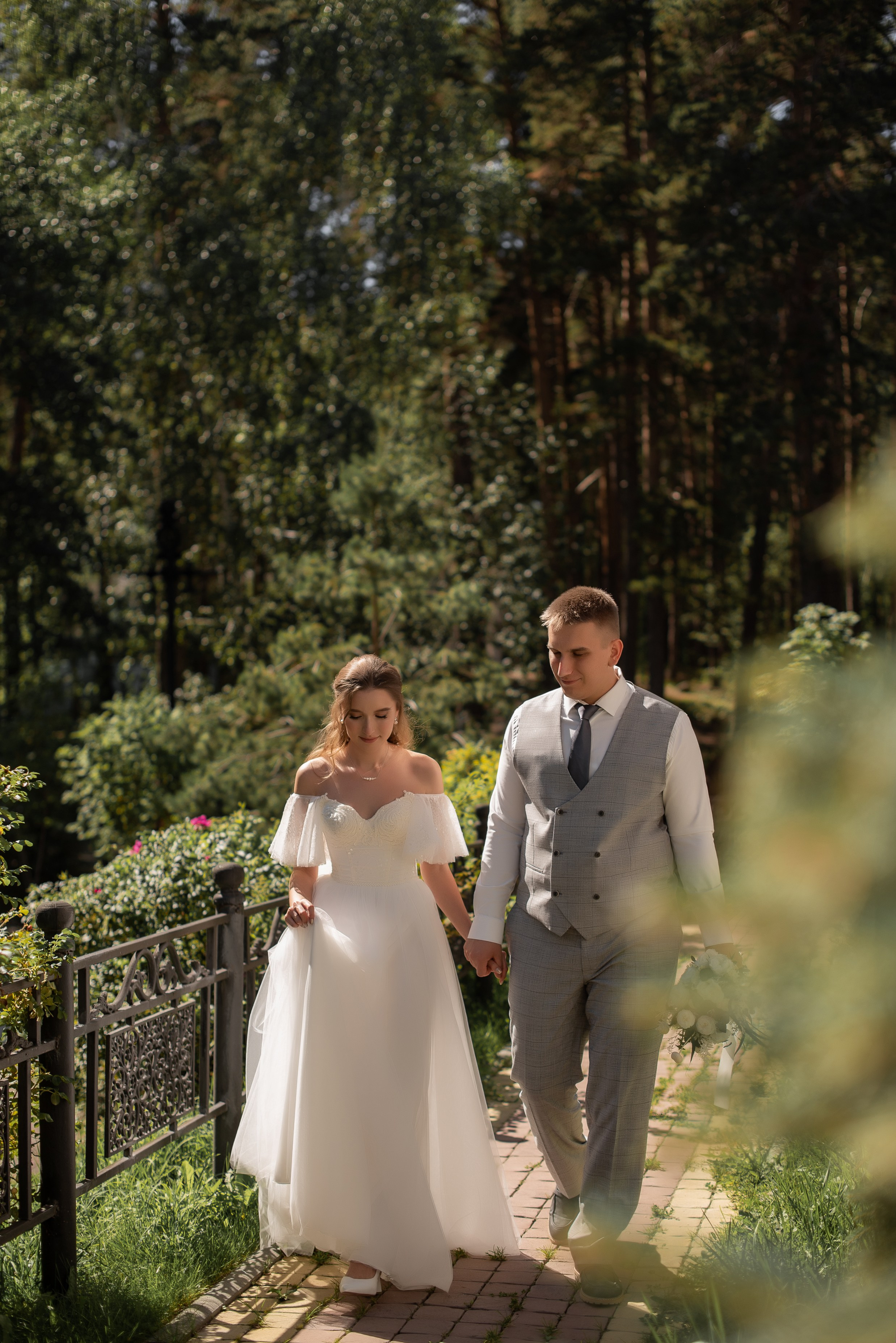 Свадебный альбом 12.08.23 – лучшие кадры с торжества. Свадебный фотограф в Миассе Татьяна Ружникова