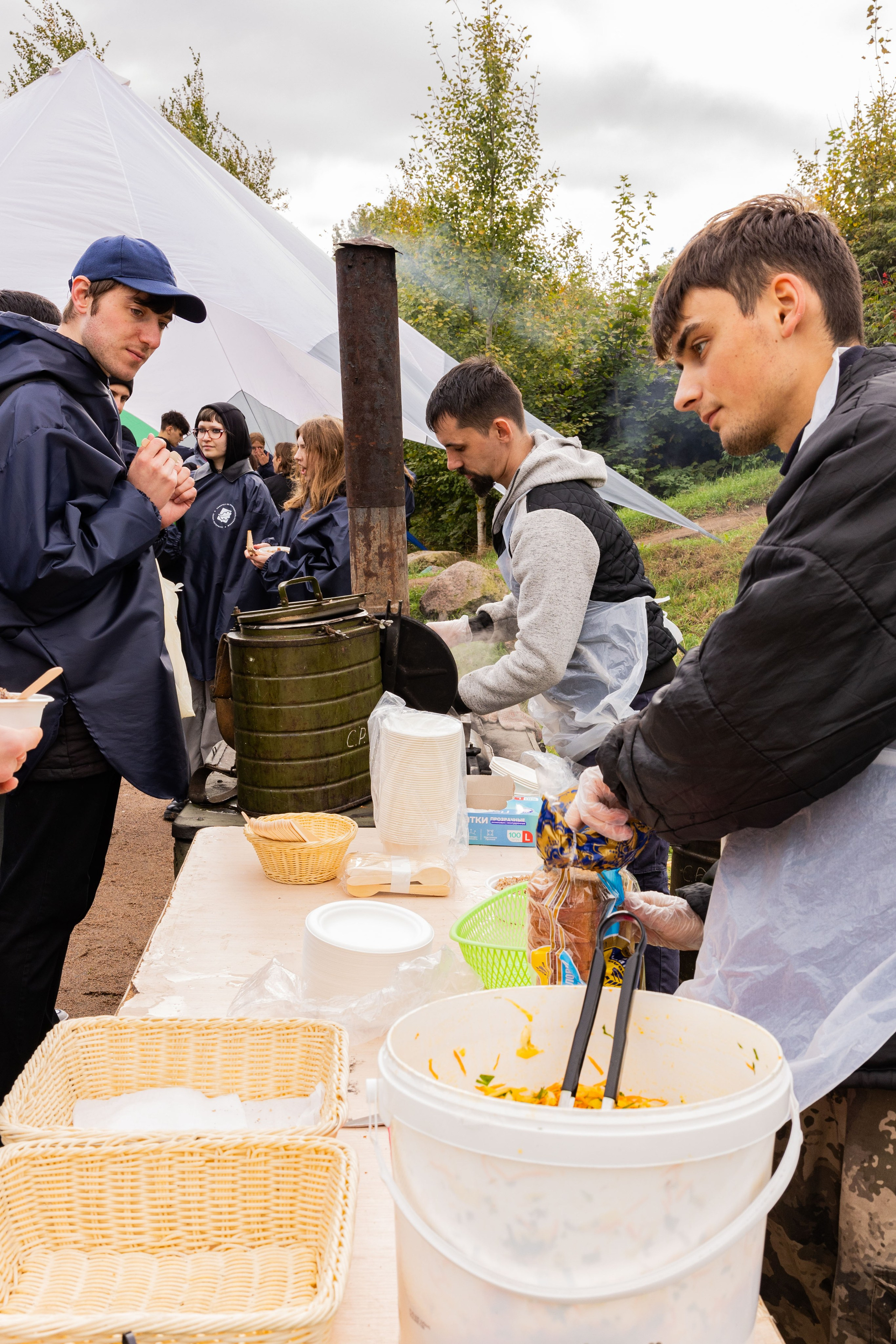 Зеленый пластик. Западный Котлин. Фотограф/видеограф в Санкт-Петербурге Динара Гольдина