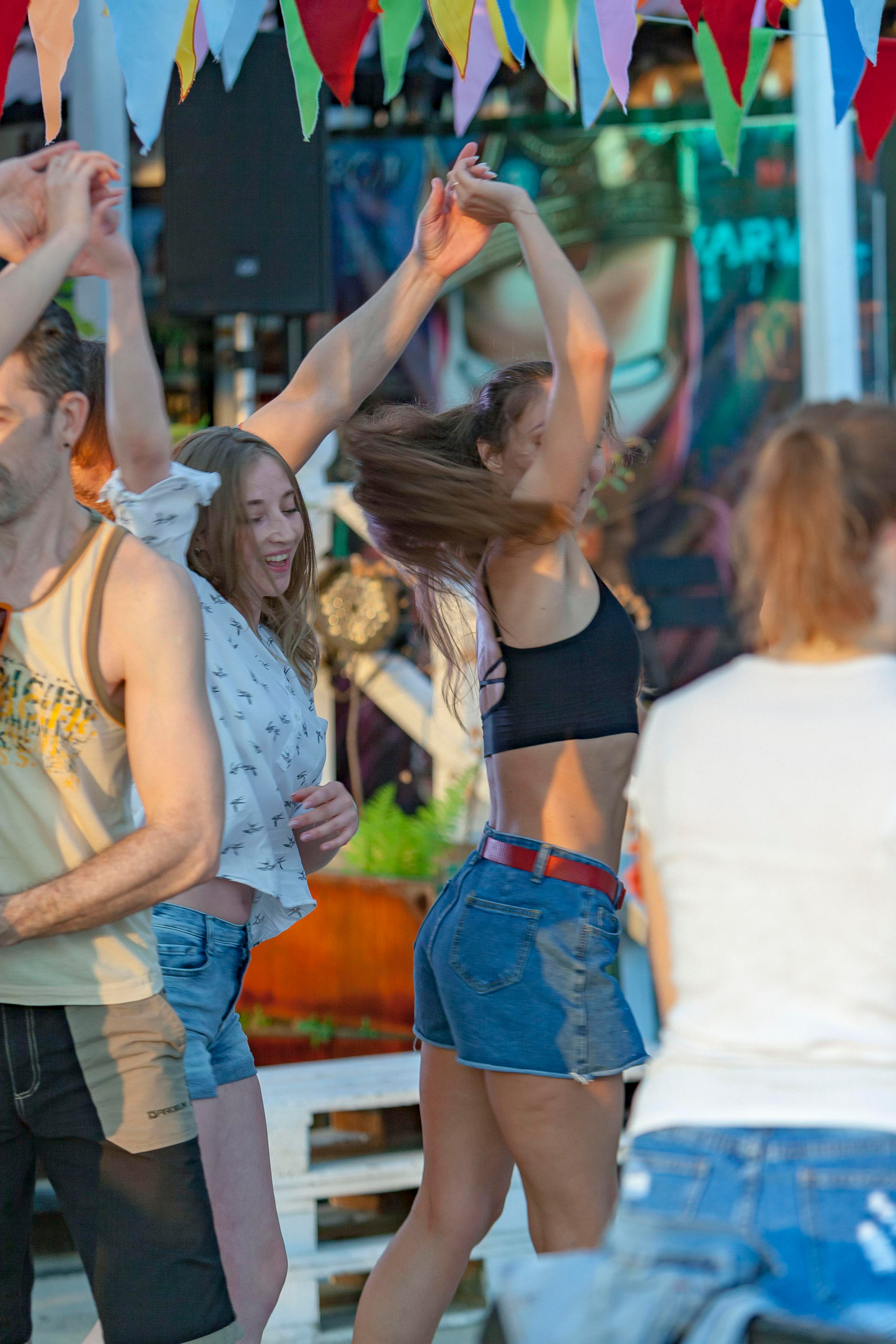 Студия «Ipanema». Репортажный фотограф в Новосибирске