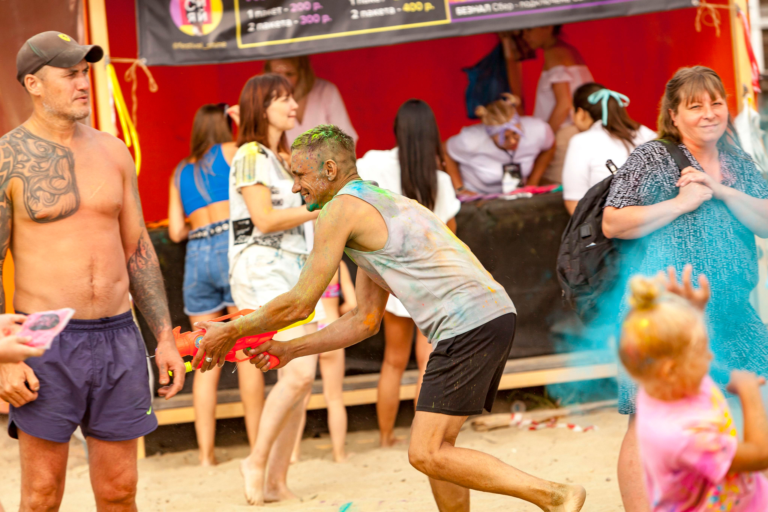 Фестиваль красок 2022. Репортажный фотограф в Новосибирске