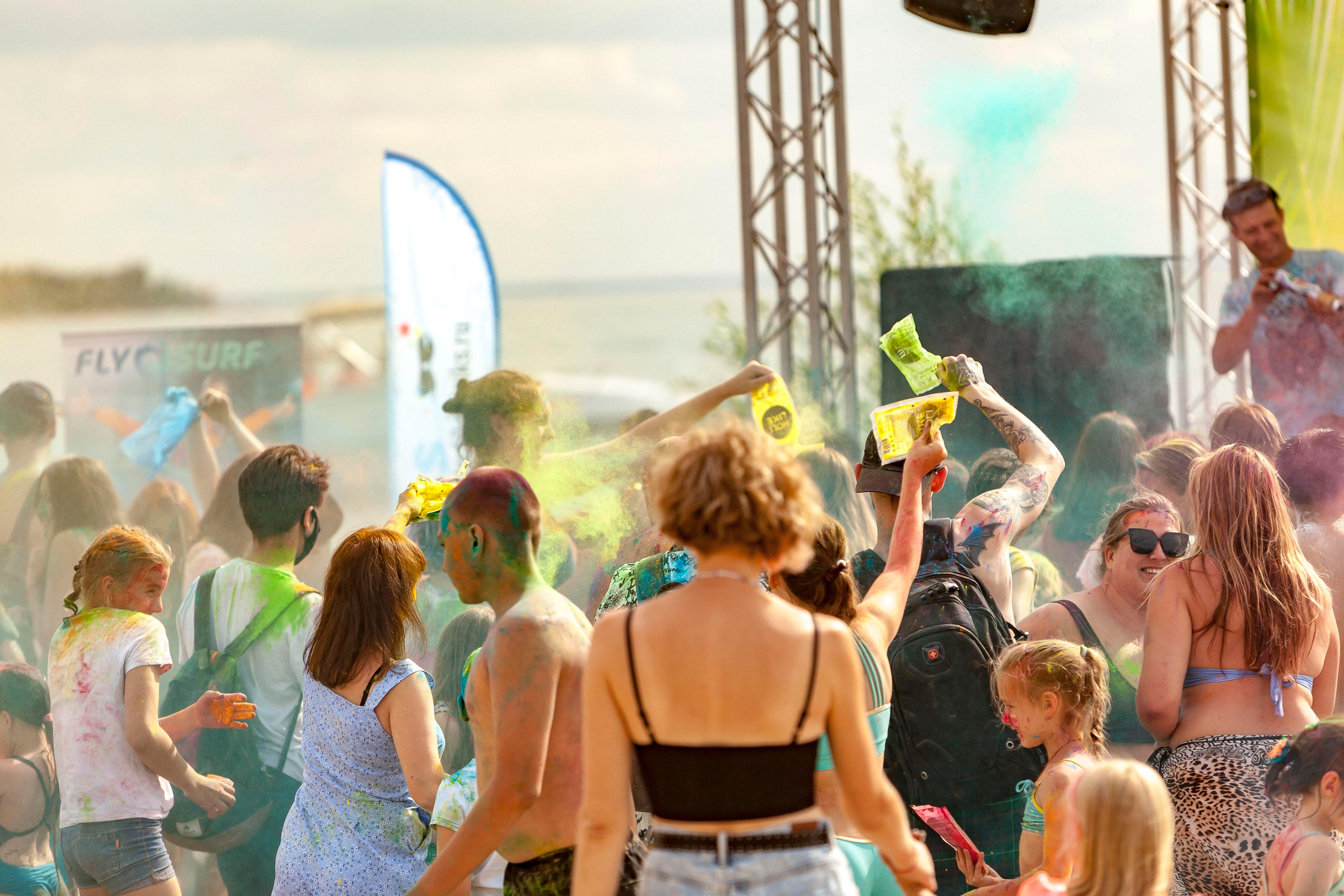 Фестиваль красок 2022. Репортажный фотограф в Новосибирске