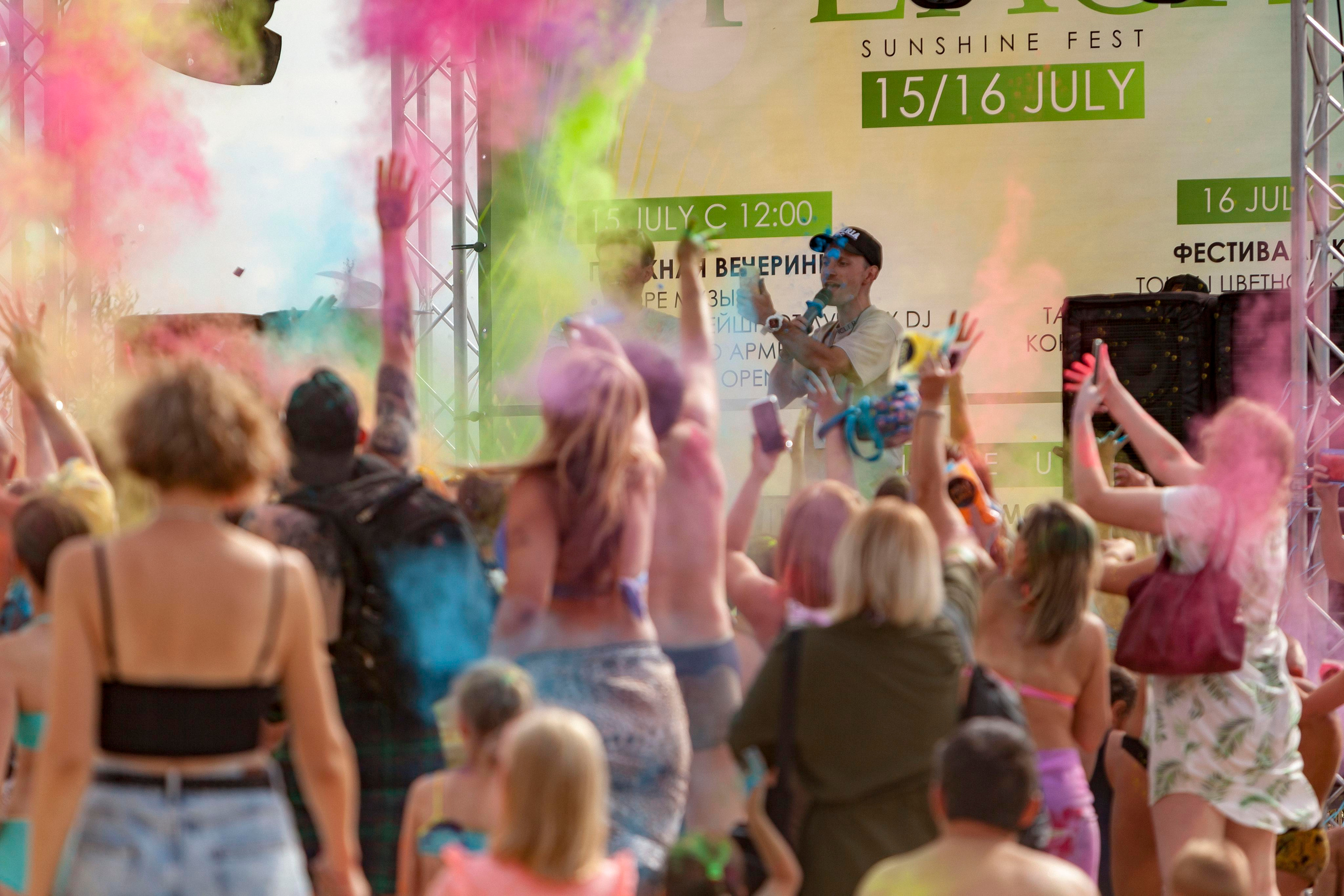 Фестиваль красок 2022. Репортажный фотограф в Новосибирске