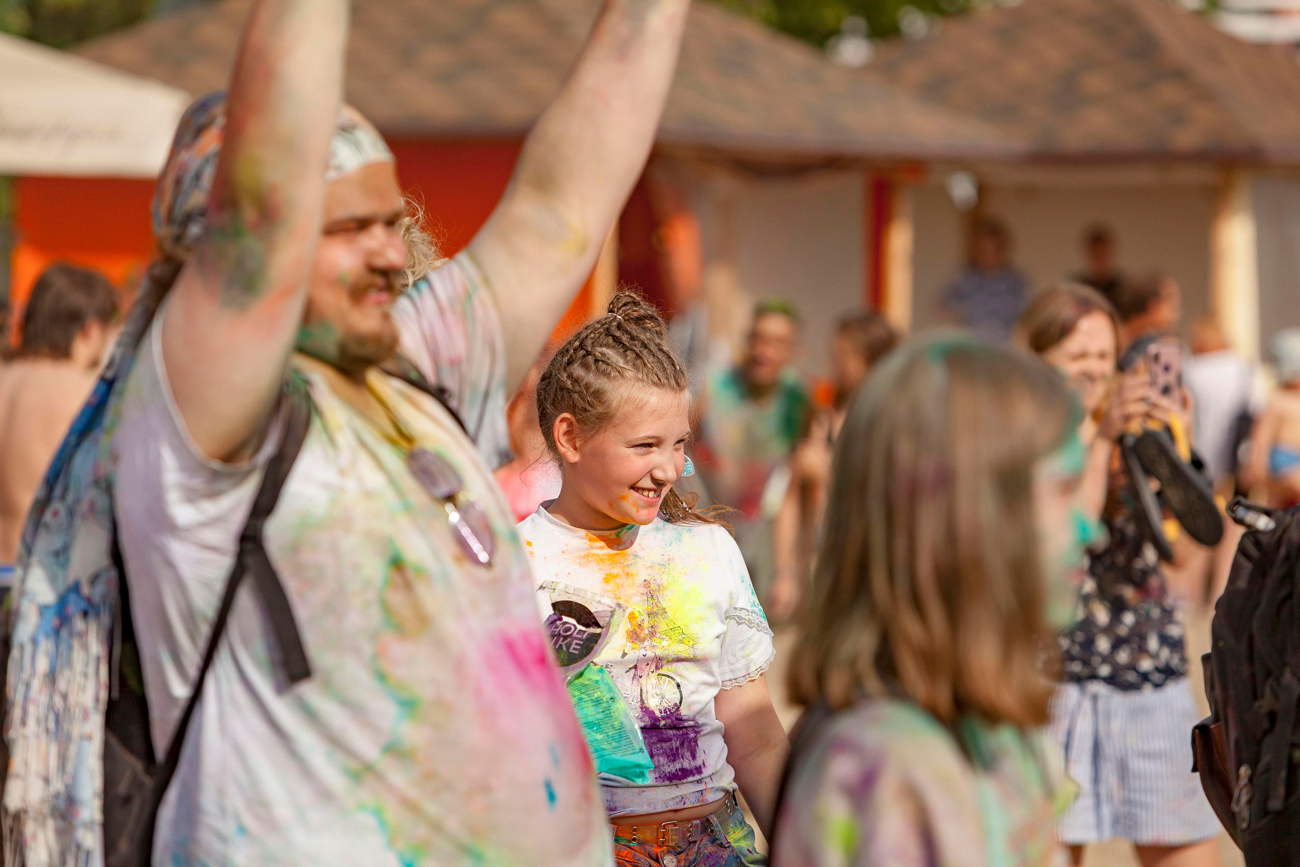 Фестиваль красок 2022. Репортажный фотограф в Новосибирске