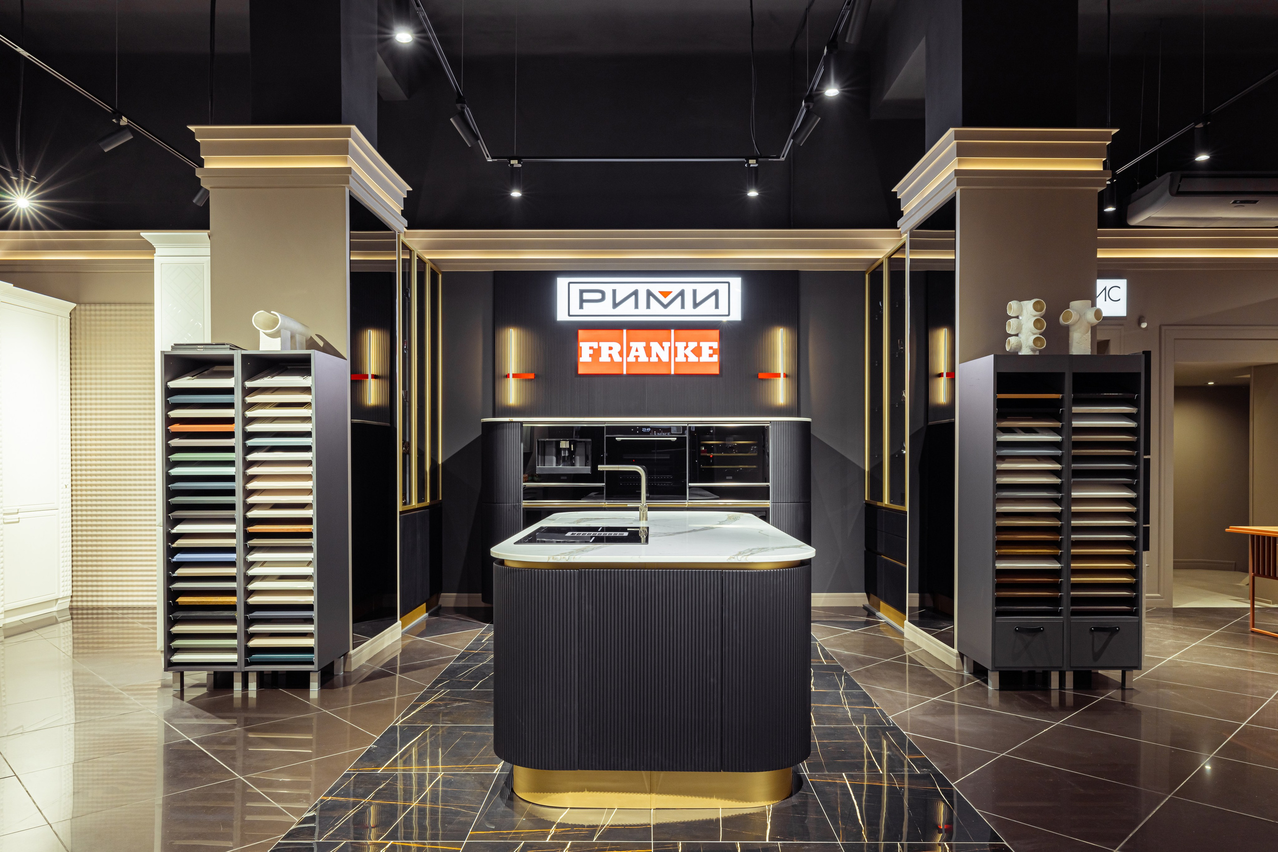 Салон «Рими», г. Москва. Дизайнер/стилист Анна Исупова. Иван Благушин. Интерьерный и архитектурный фотограф в Москве и Санкт-Петербурге