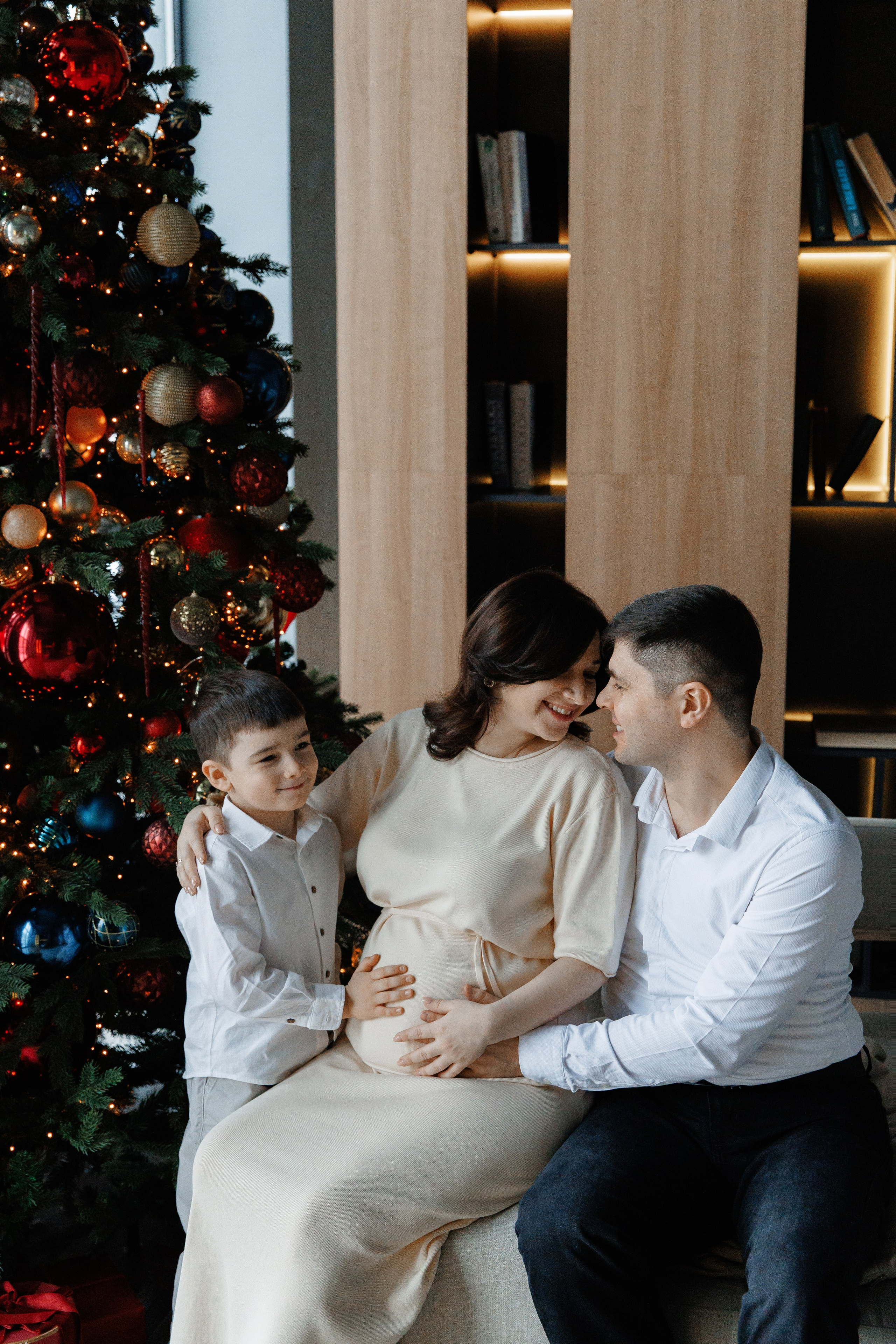 Фотосессия беременности, фотостудия Мимика. Фотограф Александра Сыщенко