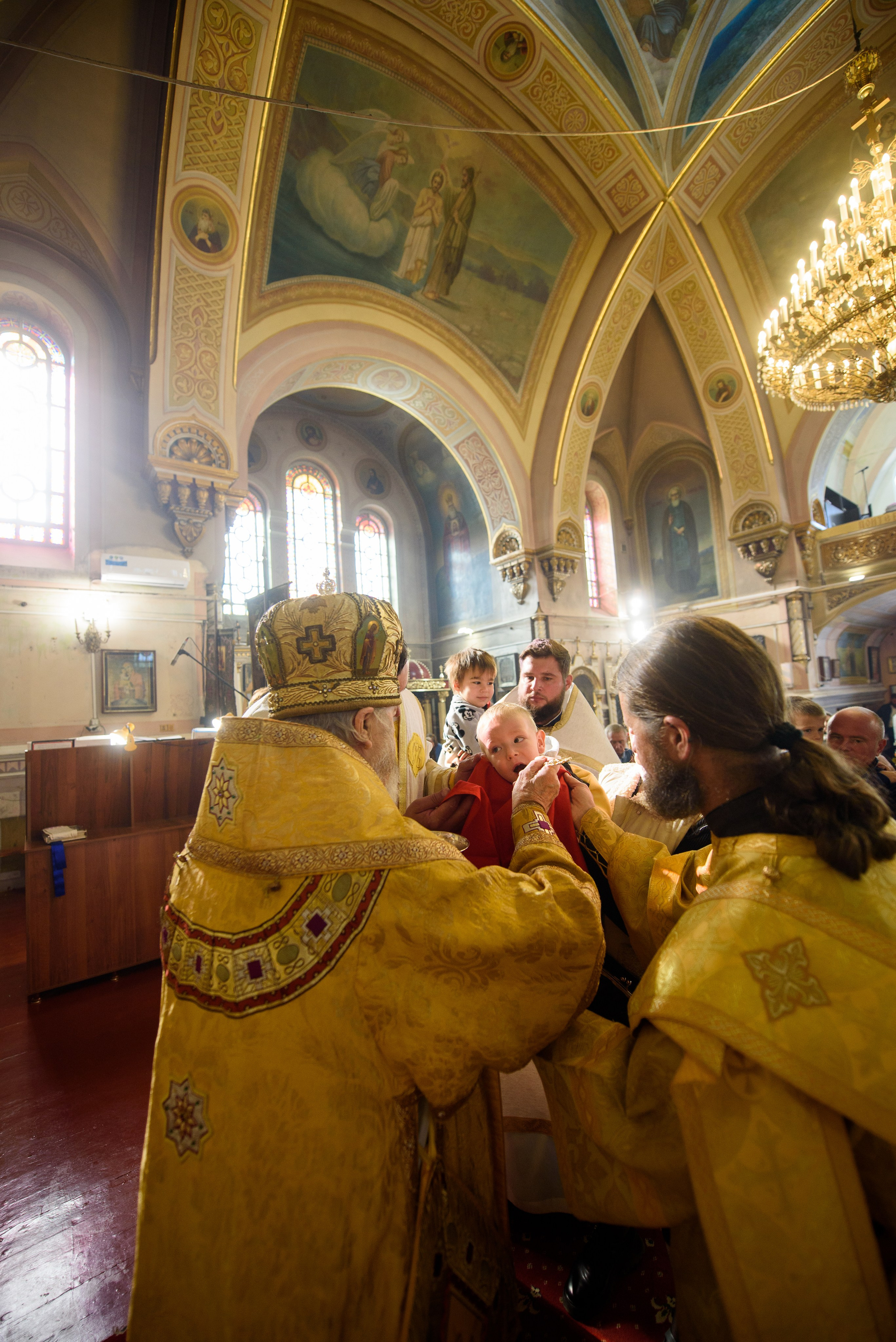 Воскресная литургия 29.10.2023. Семейный и свадебный фотограф в Феодосии и Коктебеле