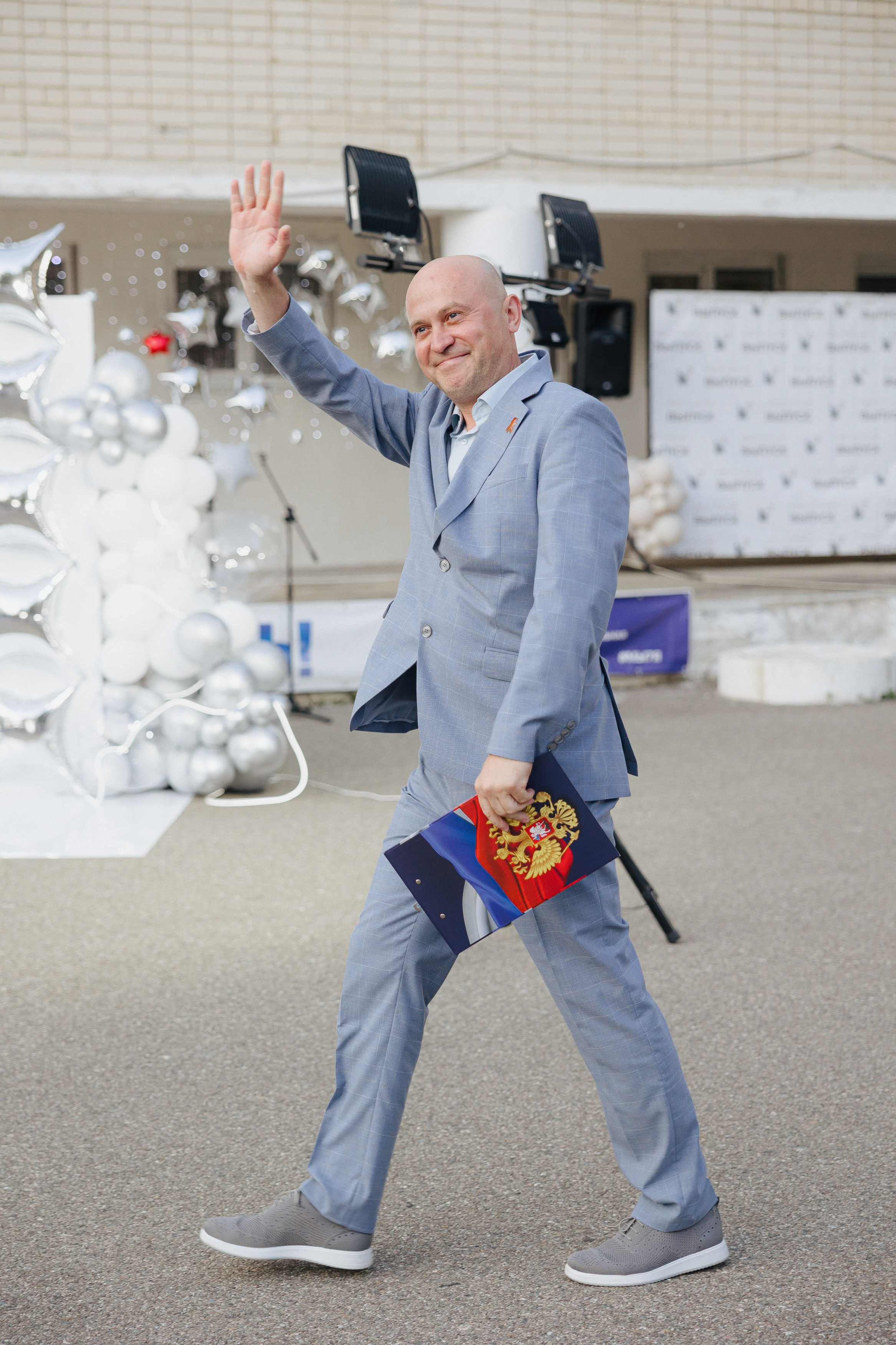 Вручение аттестатов. Свадебный фотограф Роман Еремеев