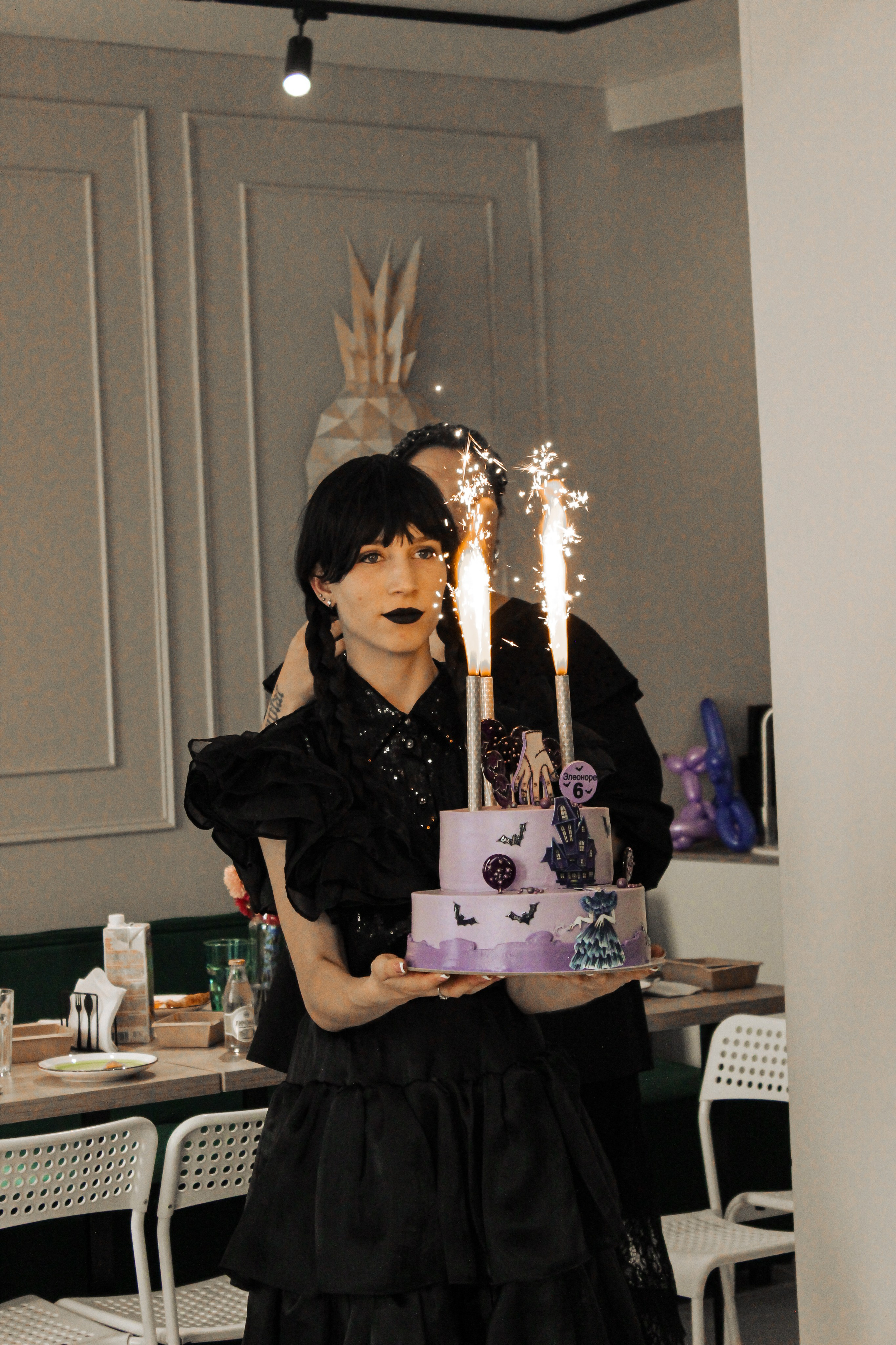 День рождения Элеоноры | Wednesday. Свадебный и Школьный фотограф Улан-Удэ Бурятия Джулия Топоева Выпускные альбомы Фотограф на мероприятие