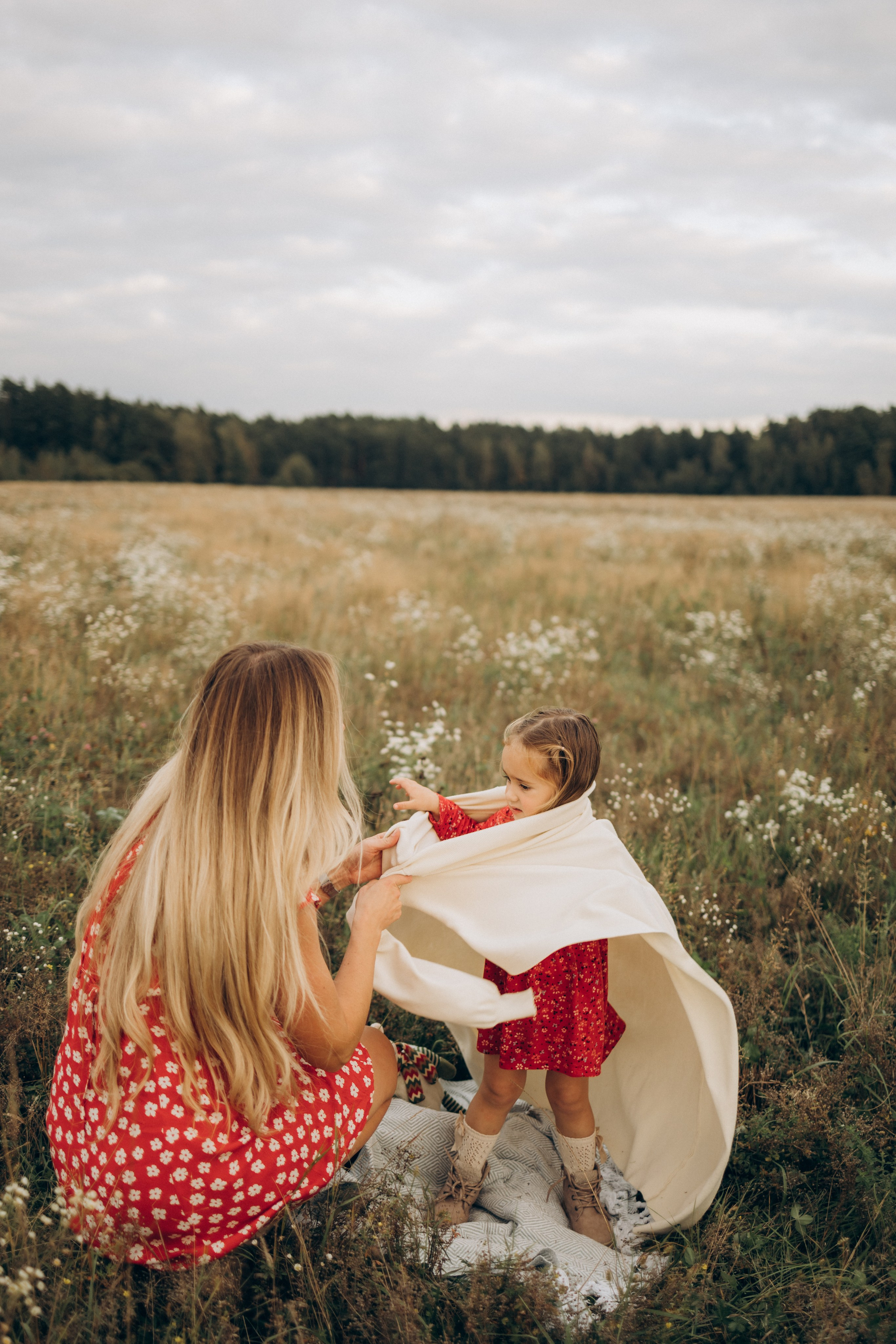 Мама и дочка (5.09.2025) г. Жуков (Калужская обл.). Надежда Стар семейный и церковный фотограф в Жукове и Калужской области