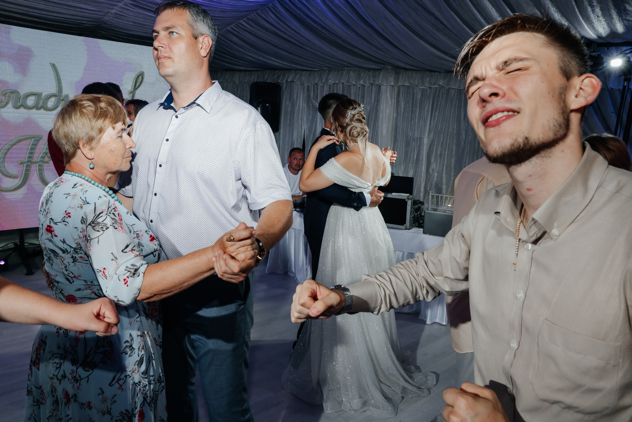 Нас венчала гроза. Свадебный и семейный фотограф в Варшаве