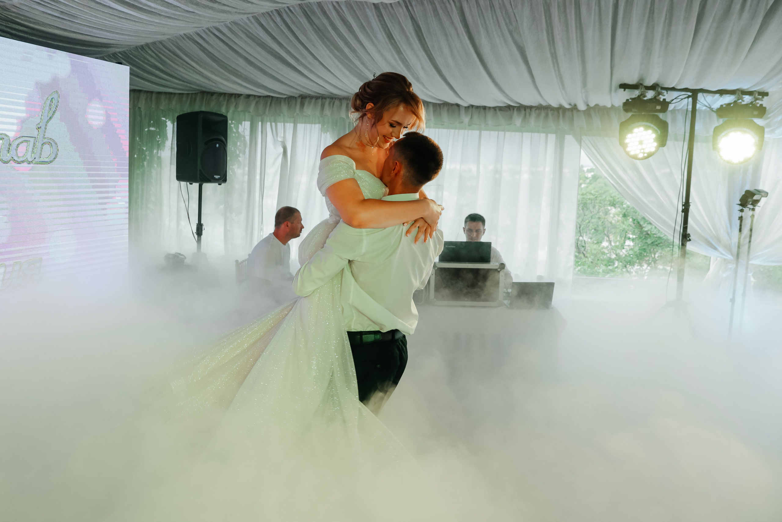 Нас венчала гроза. Свадебный и семейный фотограф в Варшаве