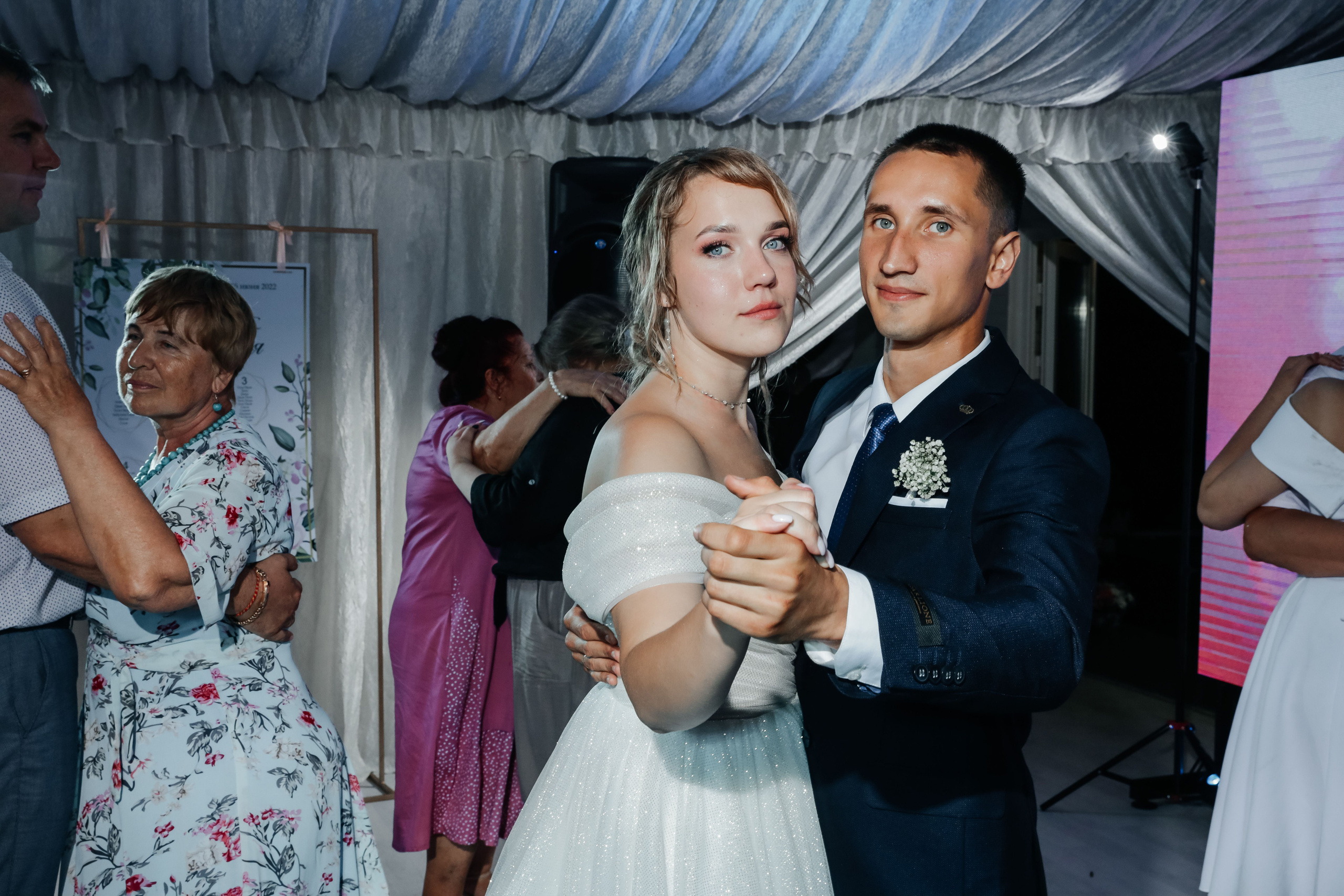 Нас венчала гроза. Свадебный и семейный фотограф в Варшаве