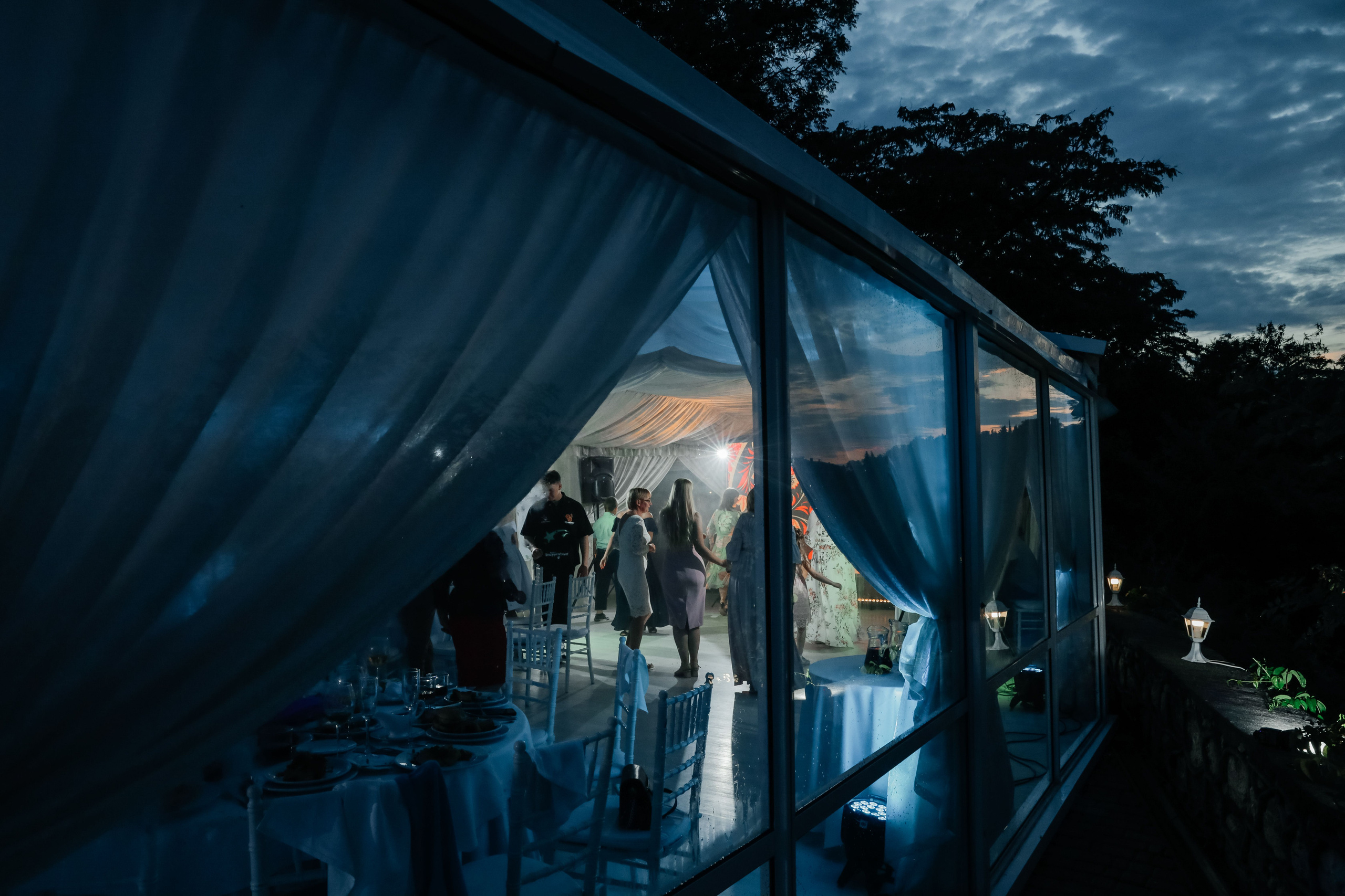 Нас венчала гроза. Свадебный и семейный фотограф в Варшаве