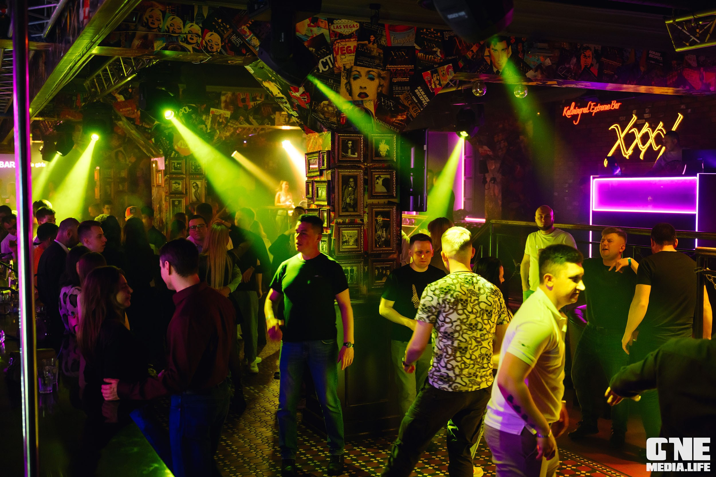 Фоторепортаж с субботней вечеринки в XxxX. One Media Life: фоторепортажи, фотоотчеты с мероприятий и заведений