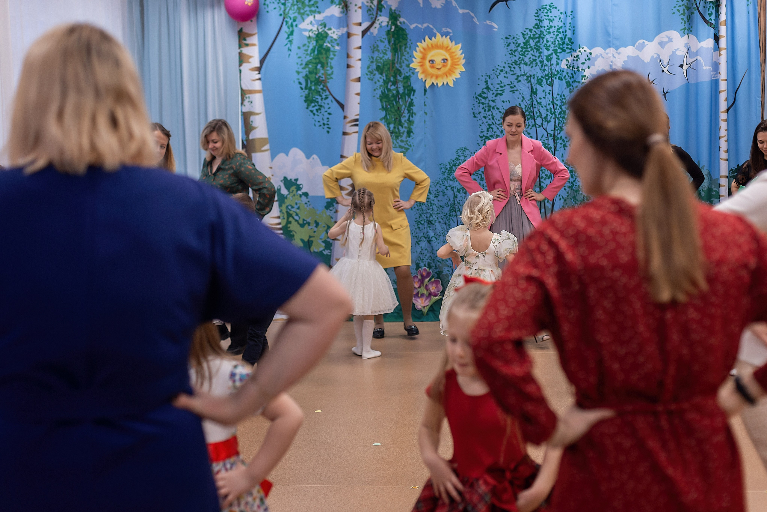 Весенний утренник_старшая группа_2025. Семейный фотограф в Санкт-Петербурге
