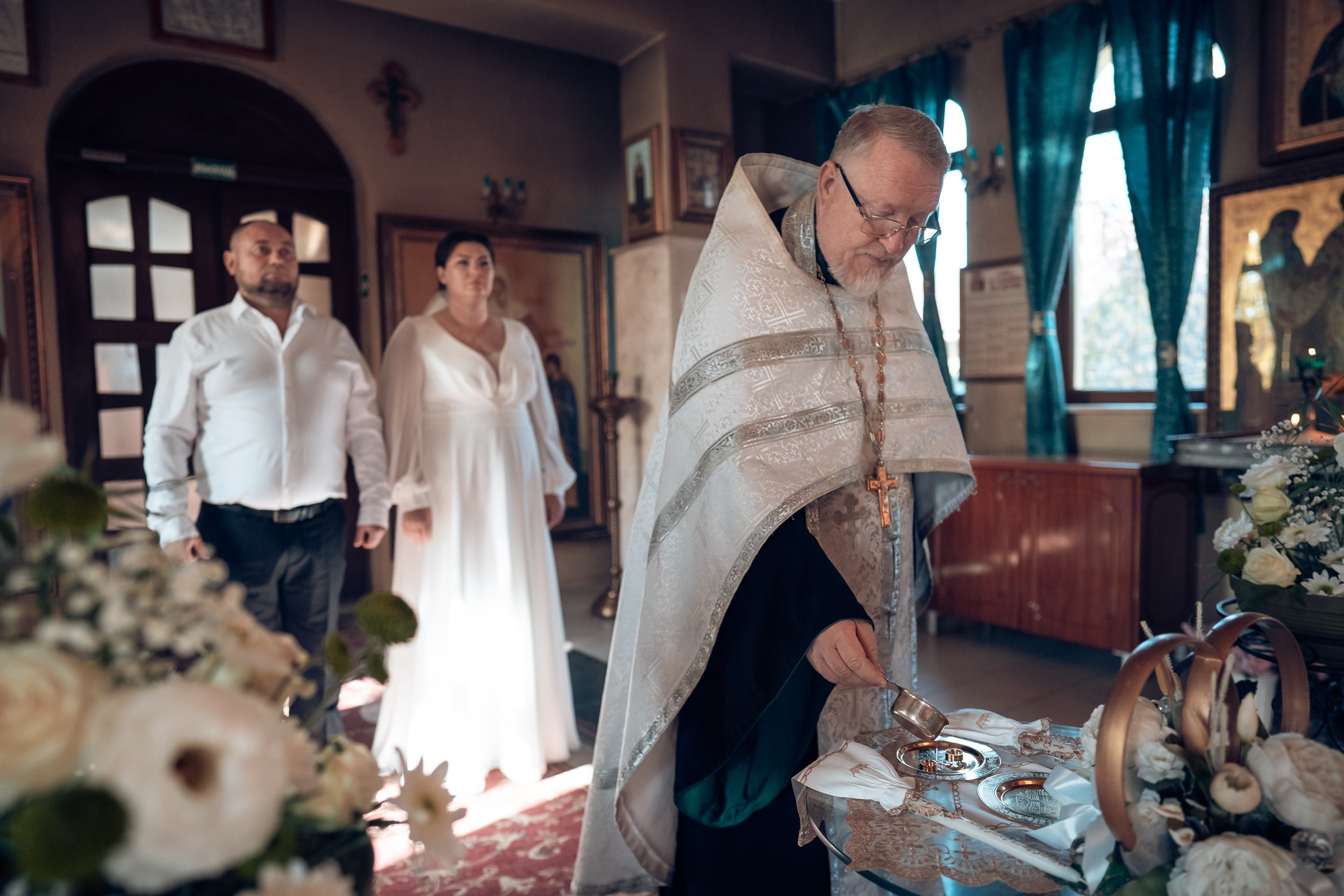 Венчание в храме Прп. Сергия Радонежского с. Орлиное. Церковный фотограф Севастополь