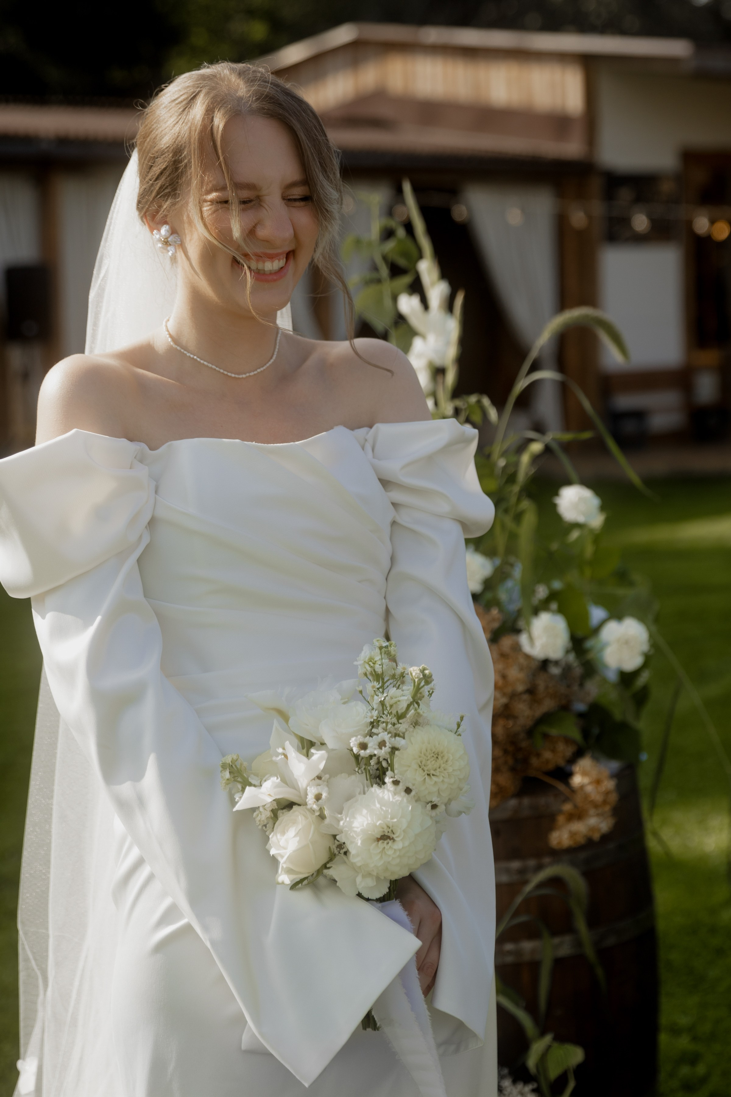 Алиса и Слава, роспись в Москве и вечеринка на природе, подальше от города. Фотограф в Москве Екатерина Черненко