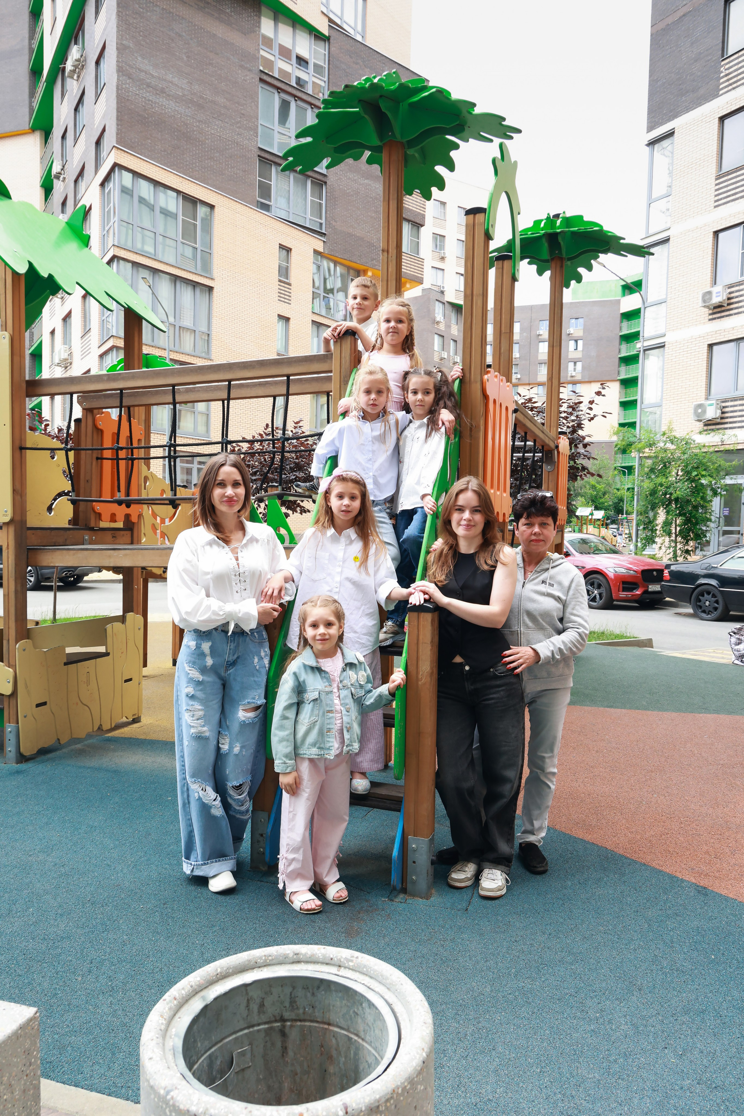 Выпускные съемки «Детский сад» Групповые фото. «ФотоЛерия» ФОТОГРАФ ВЫПУСКНЫЕ АЛЬБОМЫ