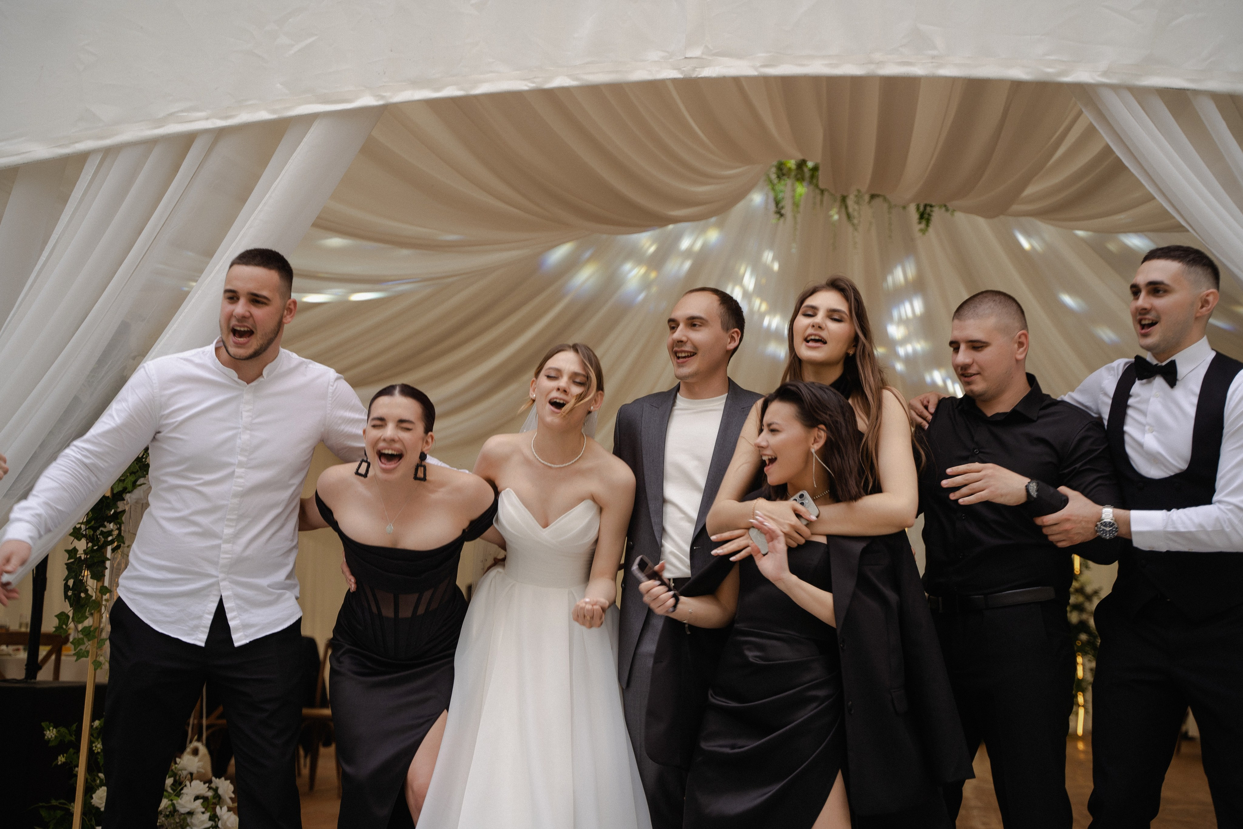 Екатерина и Никита. Свадьба в Шатре. Фотограф Аля Овчарова