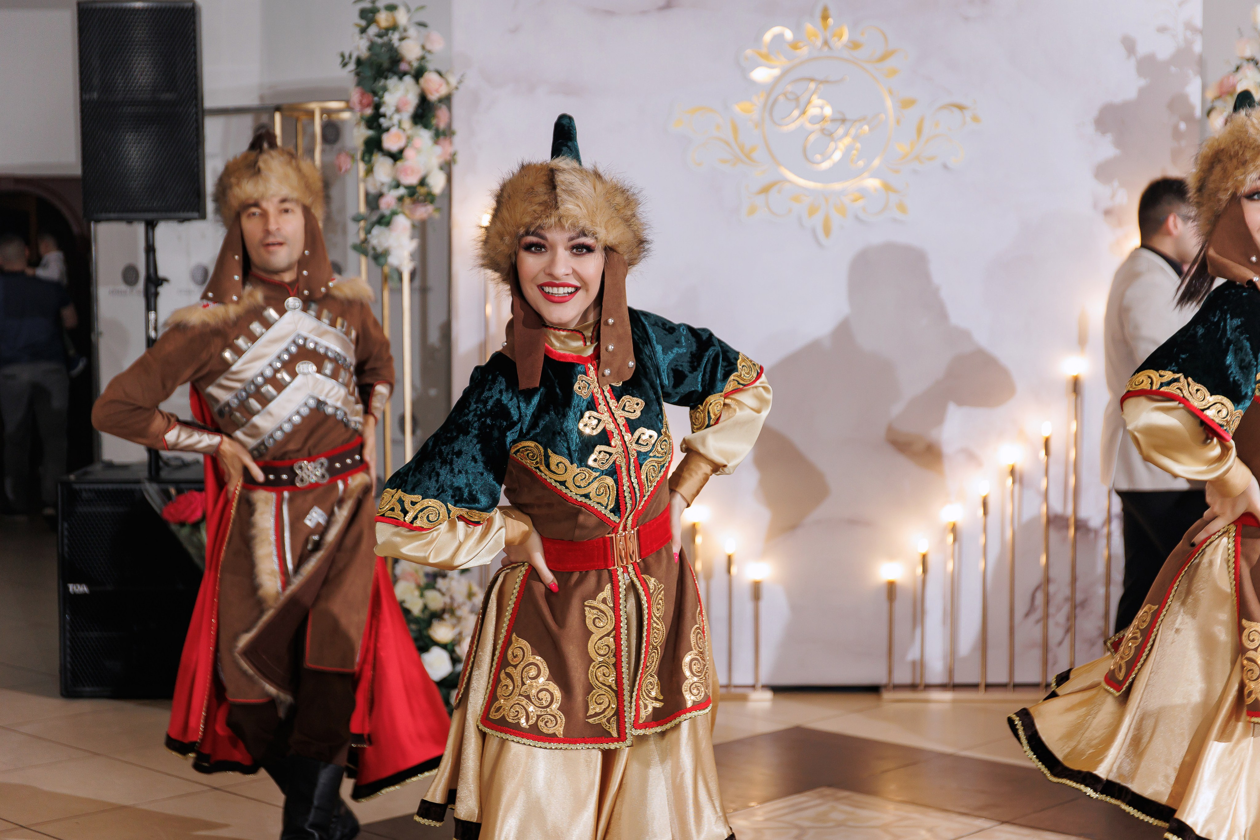 Karina & Bagdat. Anne Miller | Photographer