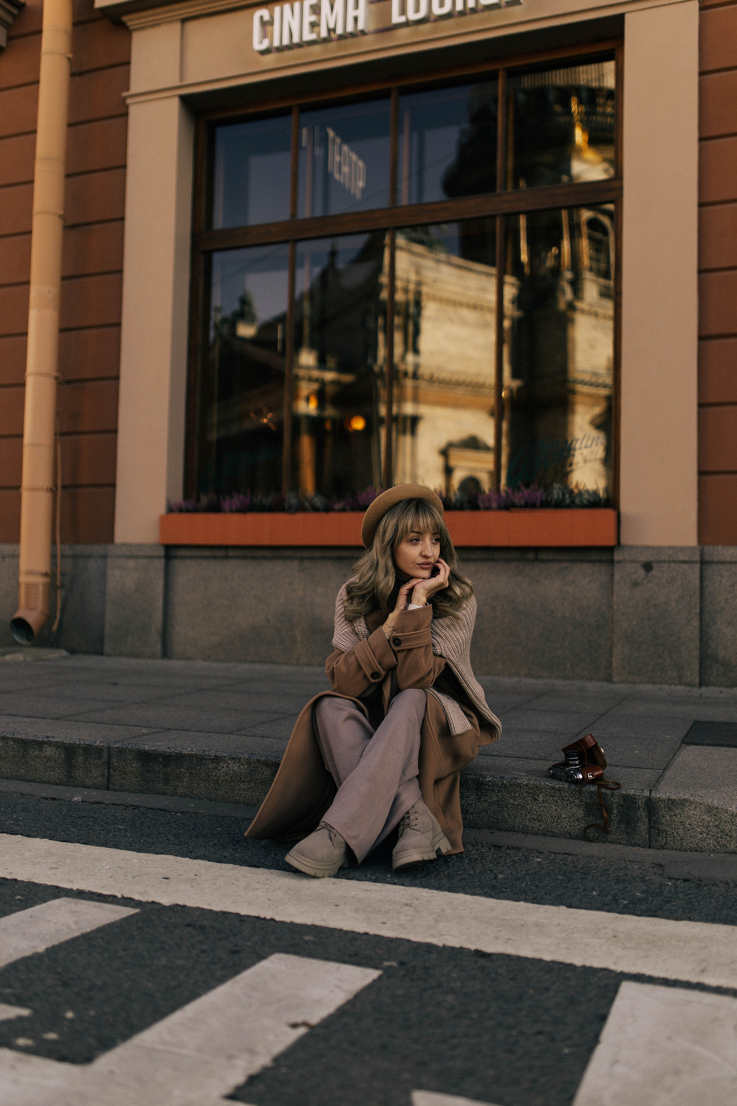 Оленька Гладченко. Главная