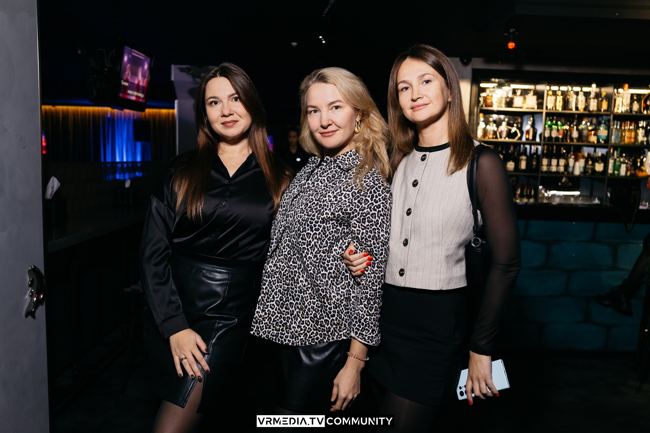 Вечер в караоке-баре «Volna»