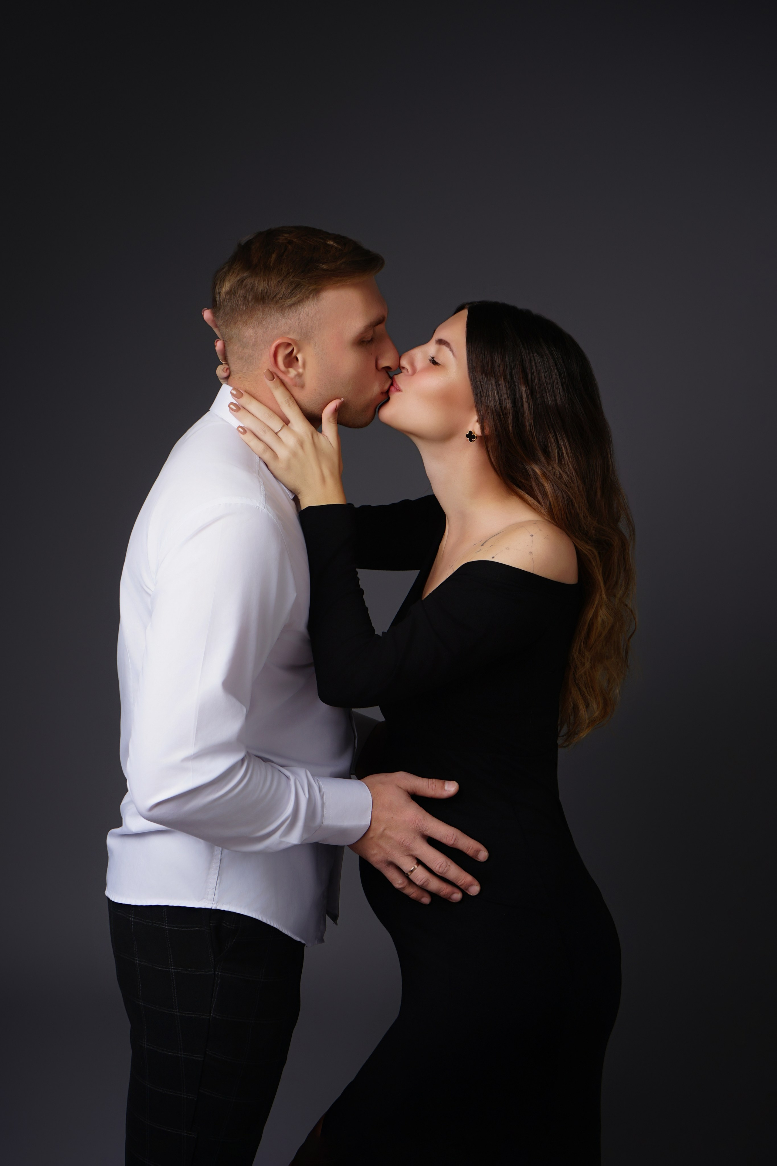 Съёмка беременности в моей фотостудии «НЕБО». Женский фотограф в Химках Алёна Ленёва