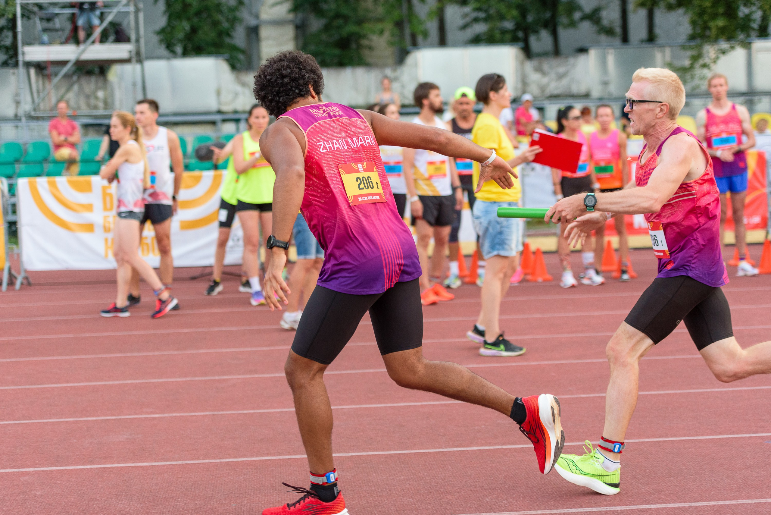 Битва беговых клубов. Репортажный фотограф Сергей Квартальнов