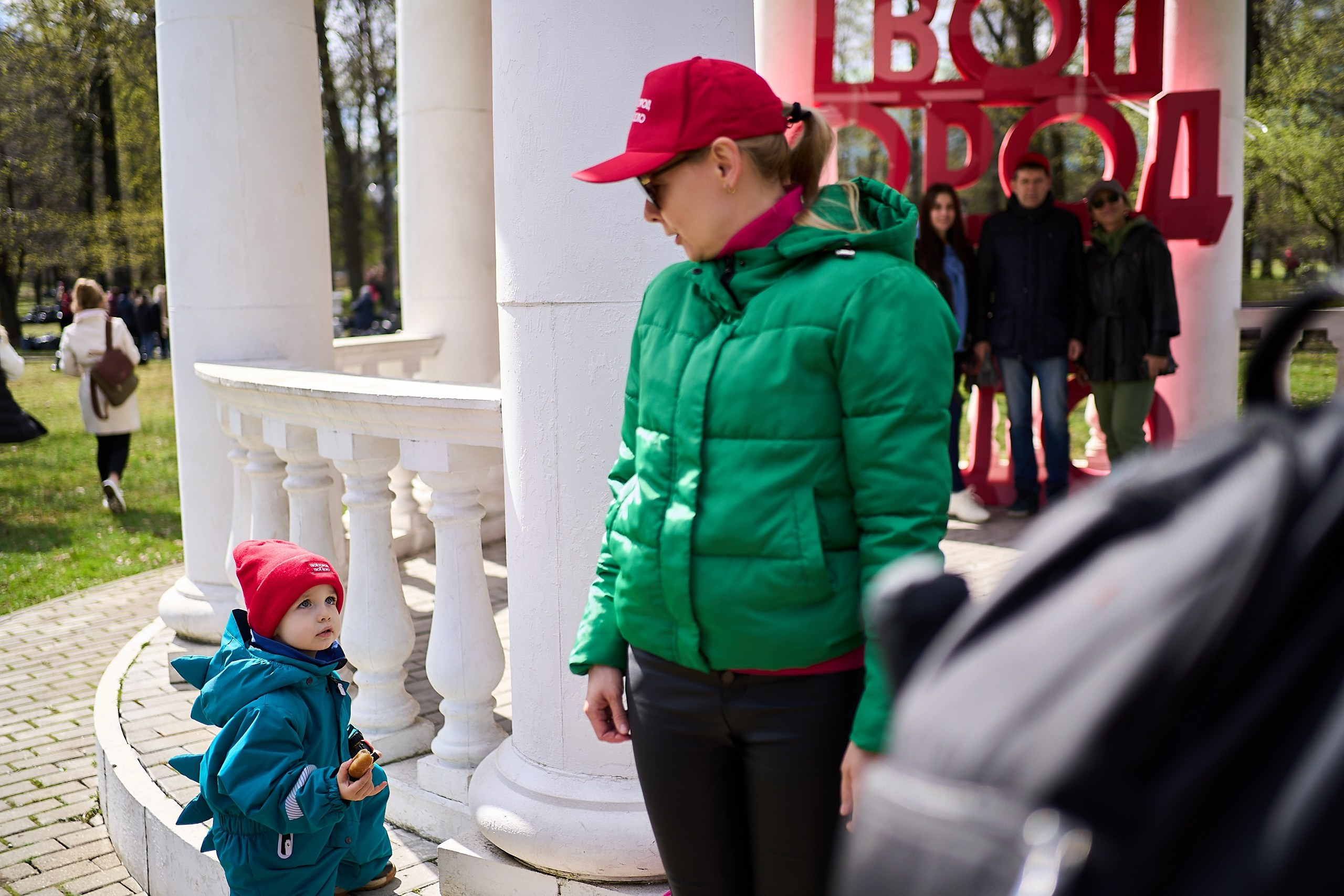 Субботник у Управления делами Мэра и Правительства Москвы. Фотограф и Видеограф в Москве. Олег Корушев