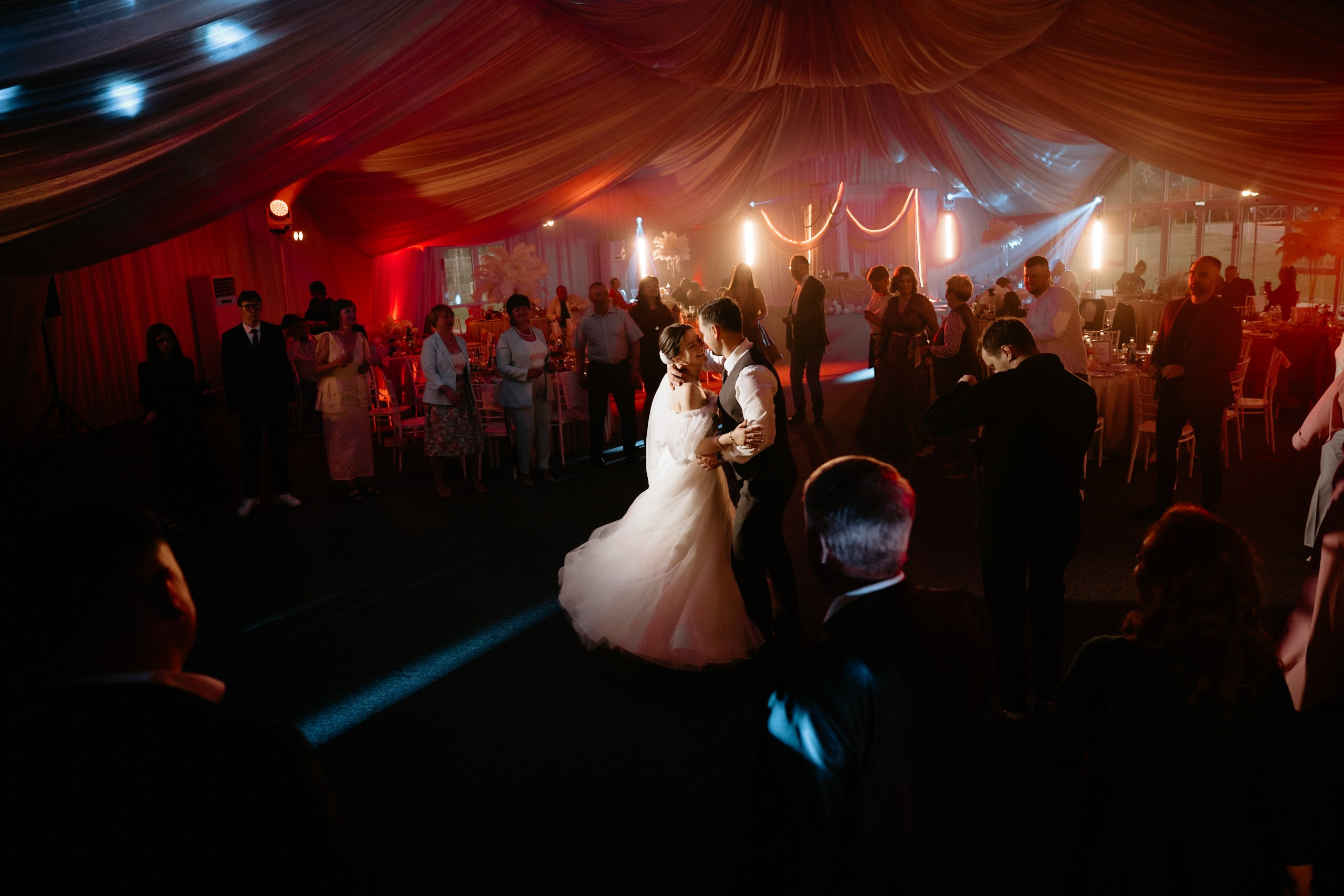 Фотограф на свадьбу Минск Москва Санкт-Петербург Свадебный фотограф Фотограф на свадьбу Репортажный фотограф Love Story Свадебная прогулка. Свадебный фотограф — Крюков Константин