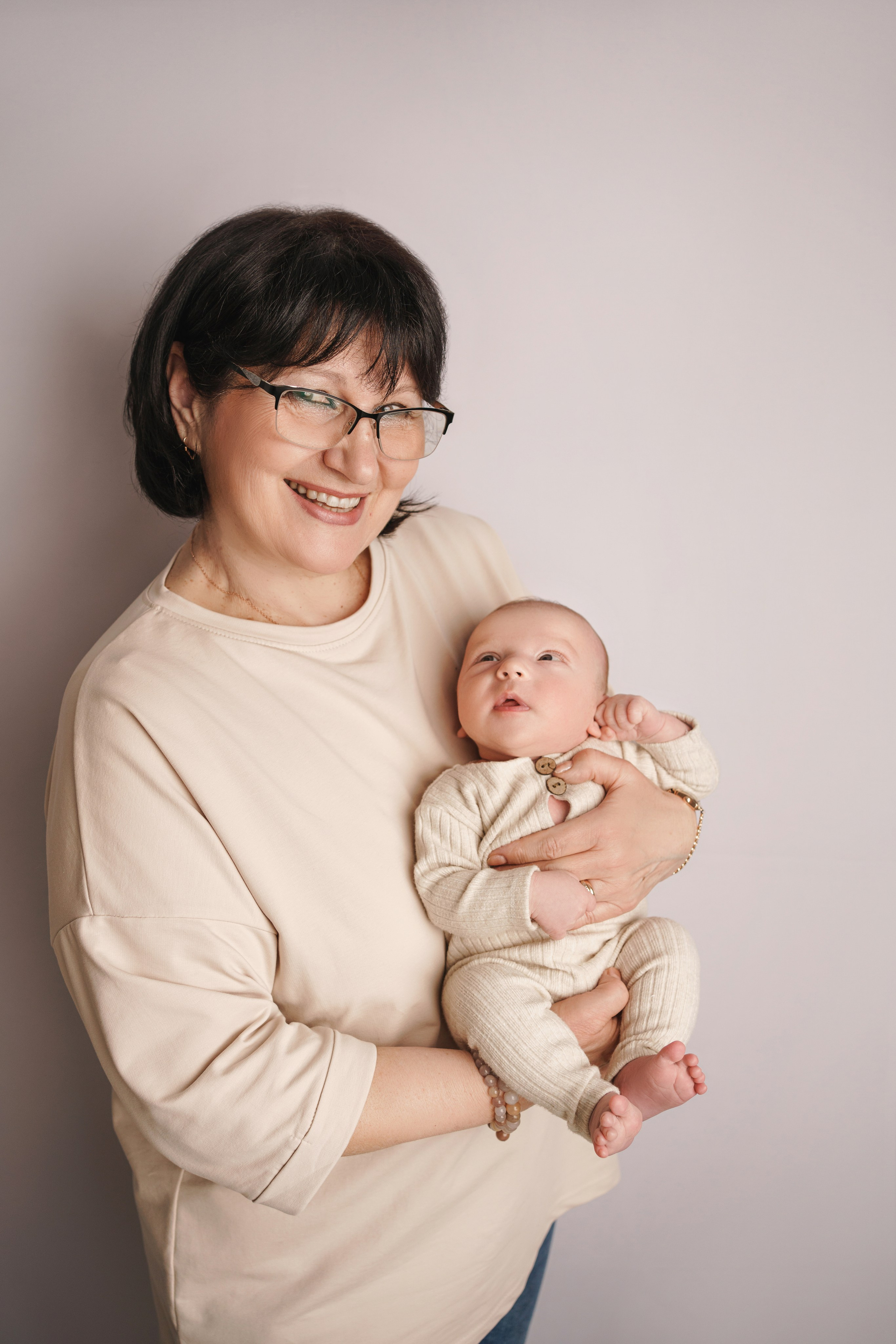 Лайф-съемка новорожденных | Первые семейные фото с малышом в Москве и МО. Фотосессия новорожденных в Москве и Московской области | Профессиональный фотограф newborn — Татьяна Иванова