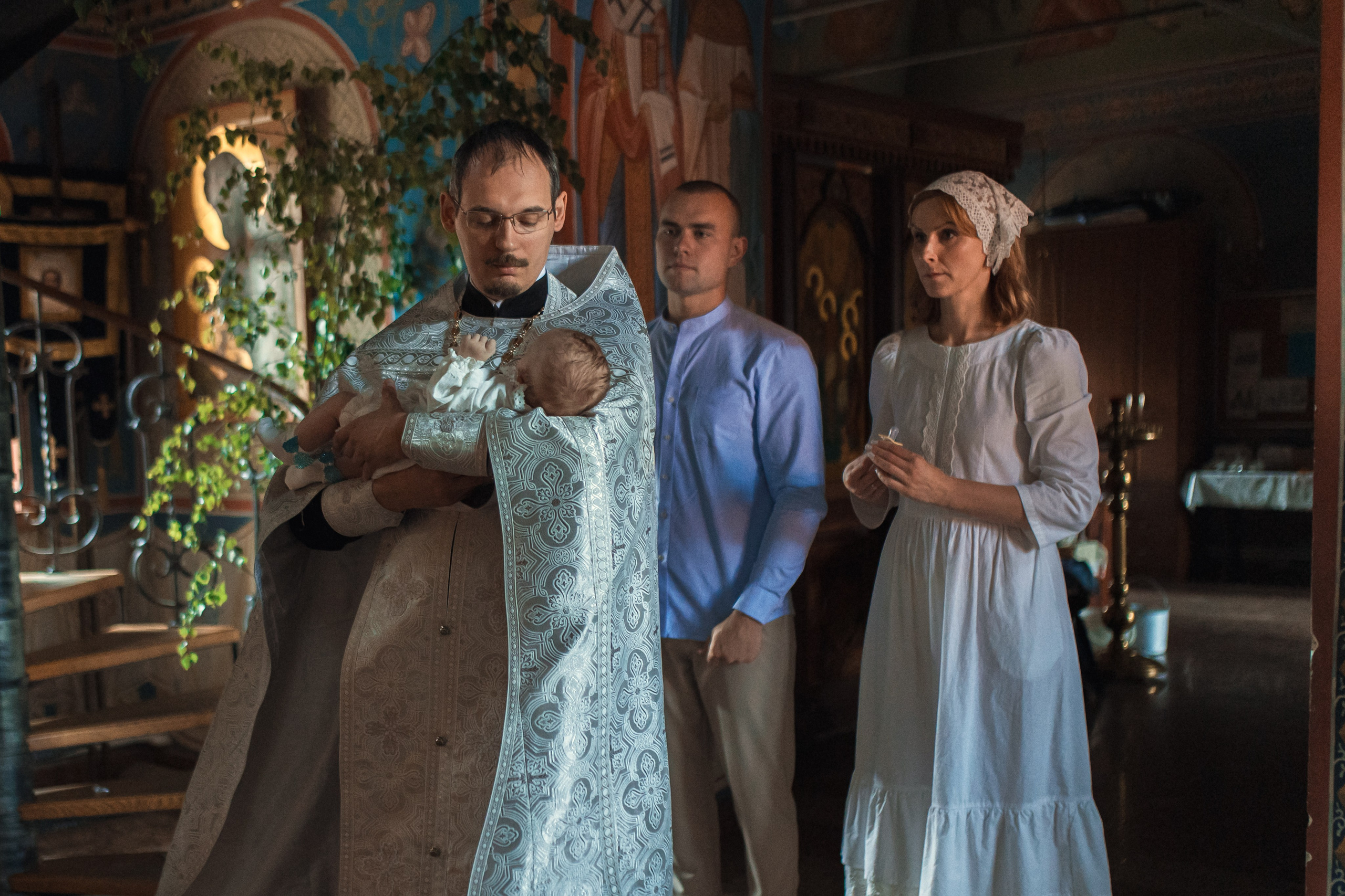 Крещение в Знаменской Церкви г. Переславль Залесский. Профессиональный фотограф в Москве и Мо Мария Шантарёва