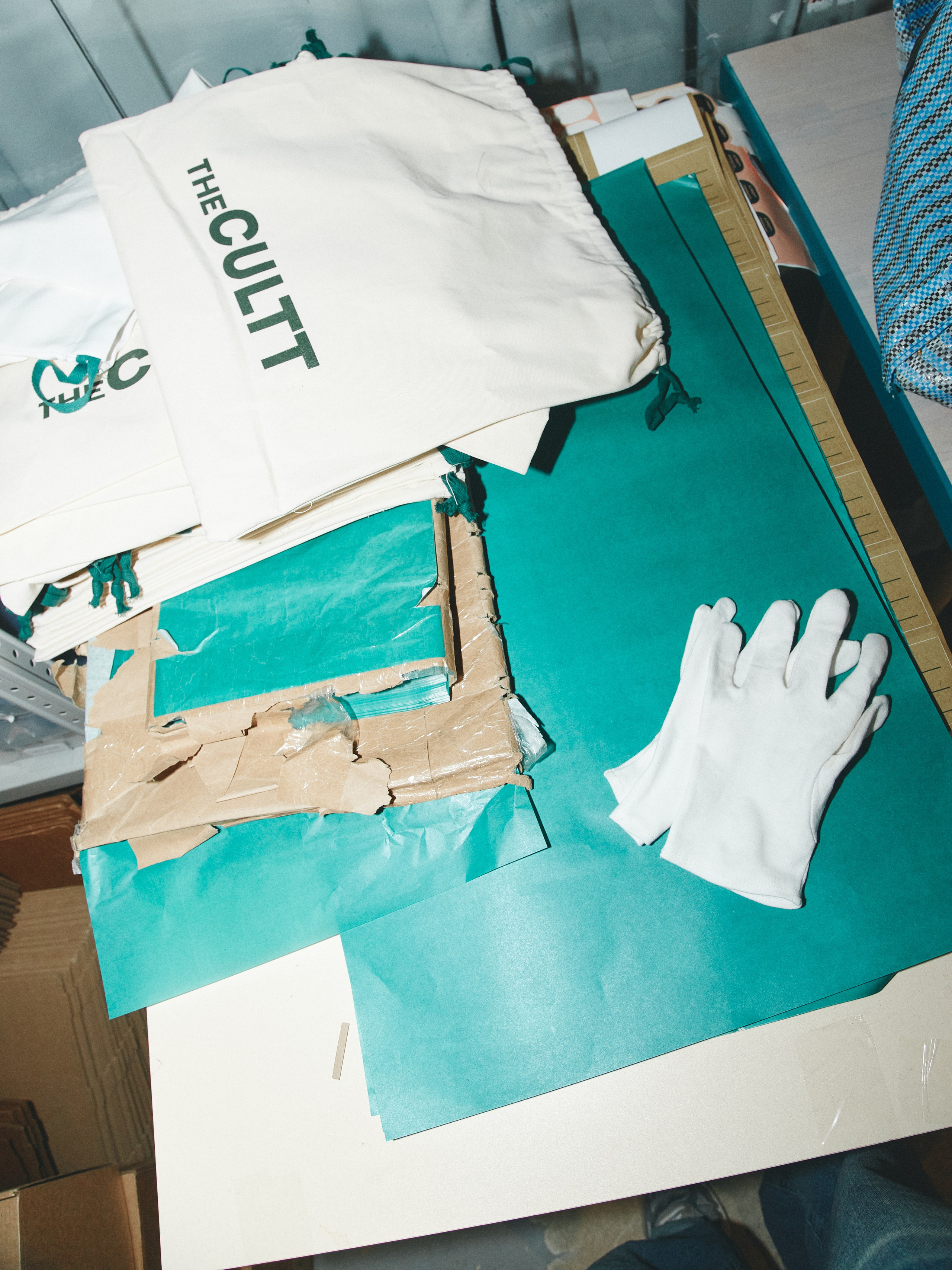 CHAIKA x THE CULTT working girl. Photographer Daria Ilkevich