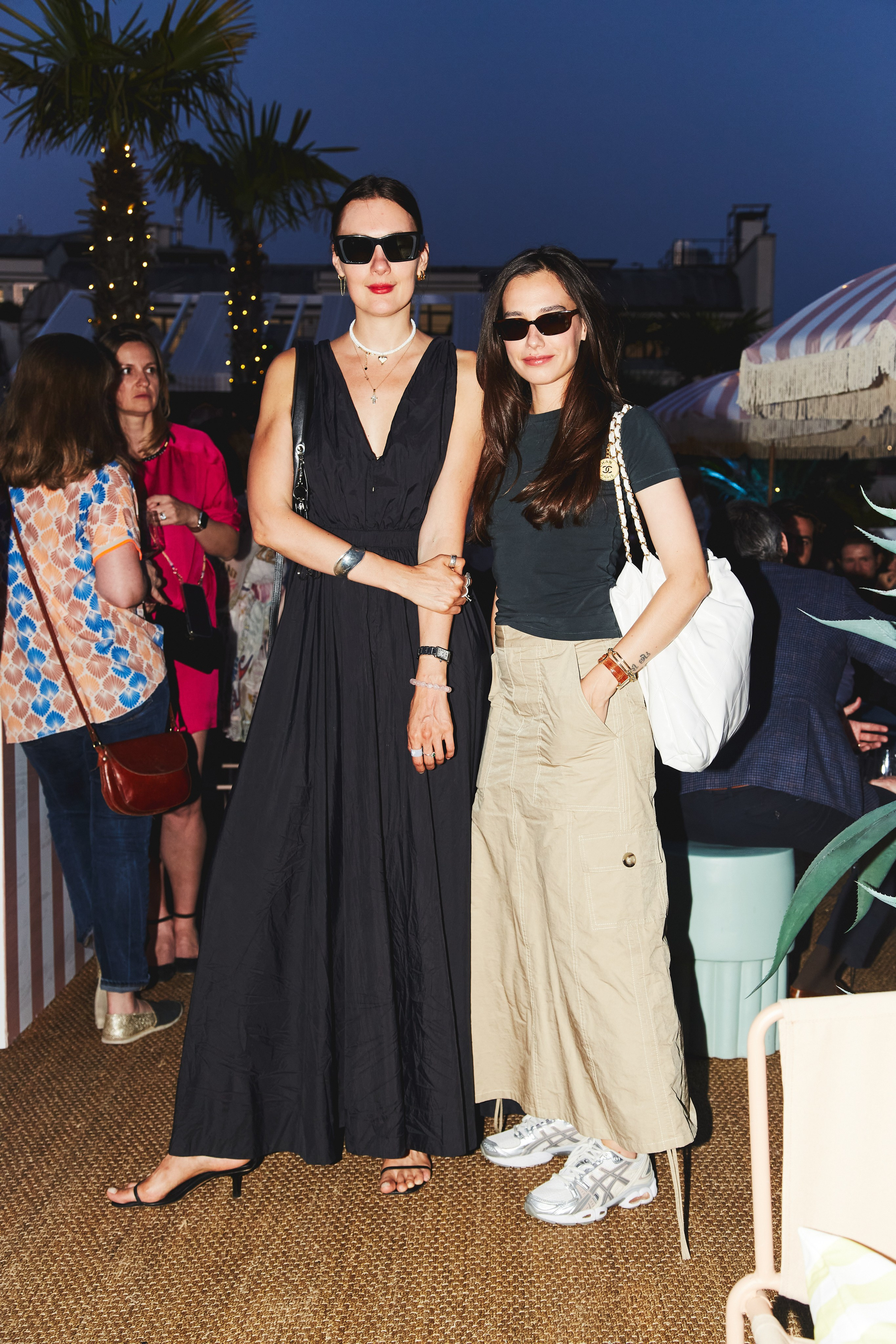 FEVER FRIENDS PARIS PARTY. Photographer Daria Ilkevich