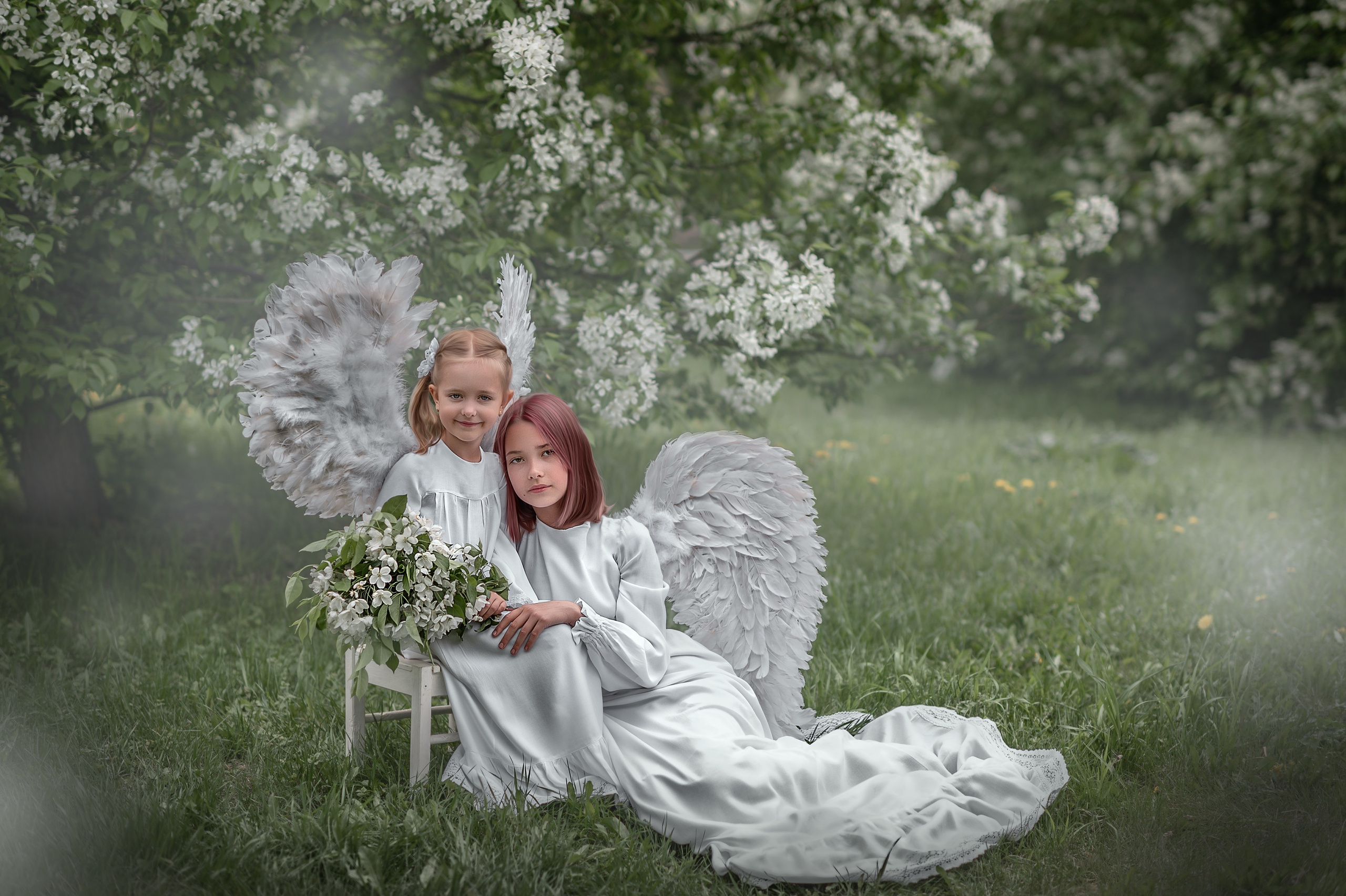 АНГЕЛОЧКИ В ЦВЕТЕНИИ. Семейный фотограф Екатеринбург Лора Мур