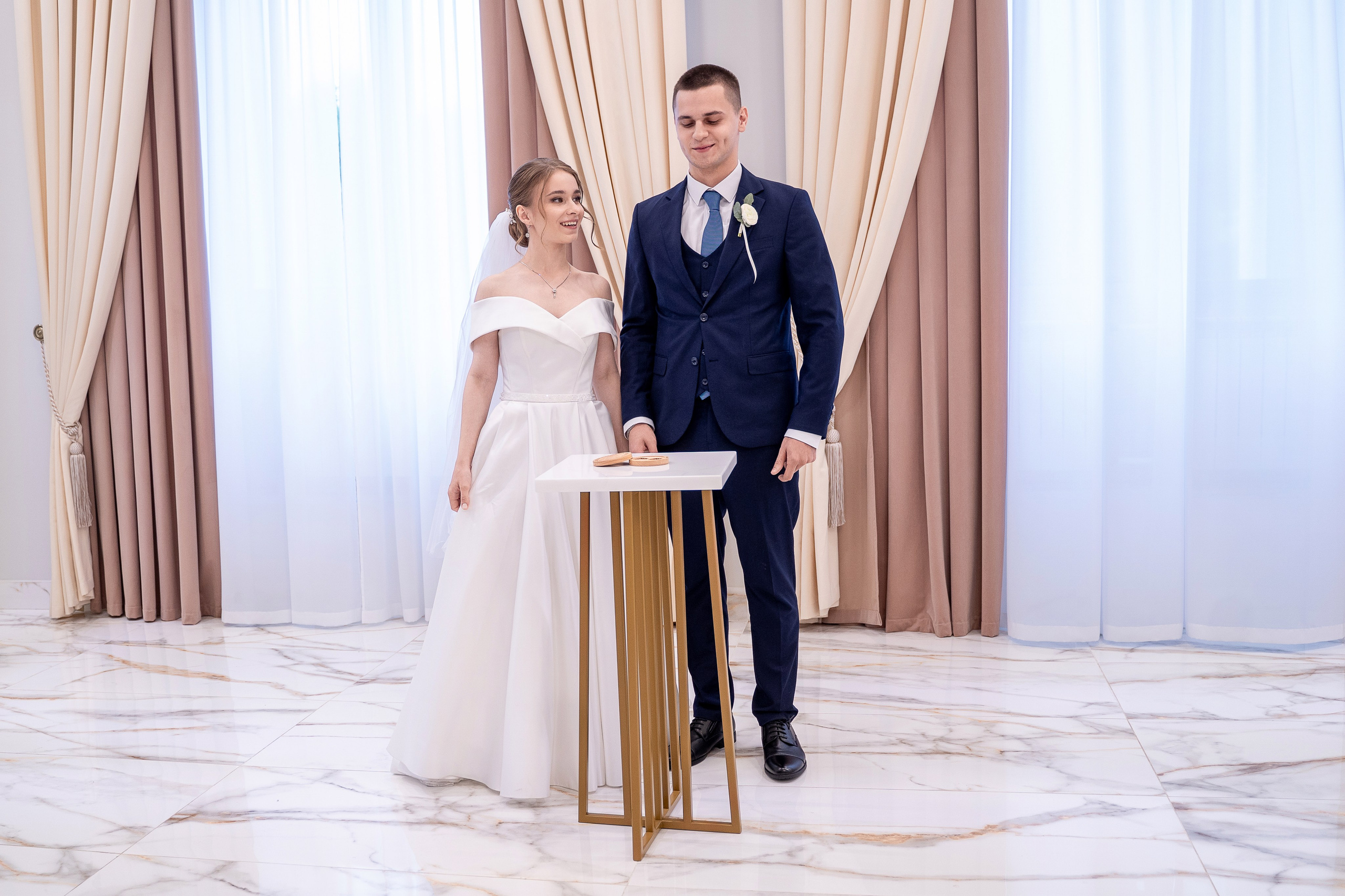 Александр и Виктория. Архив