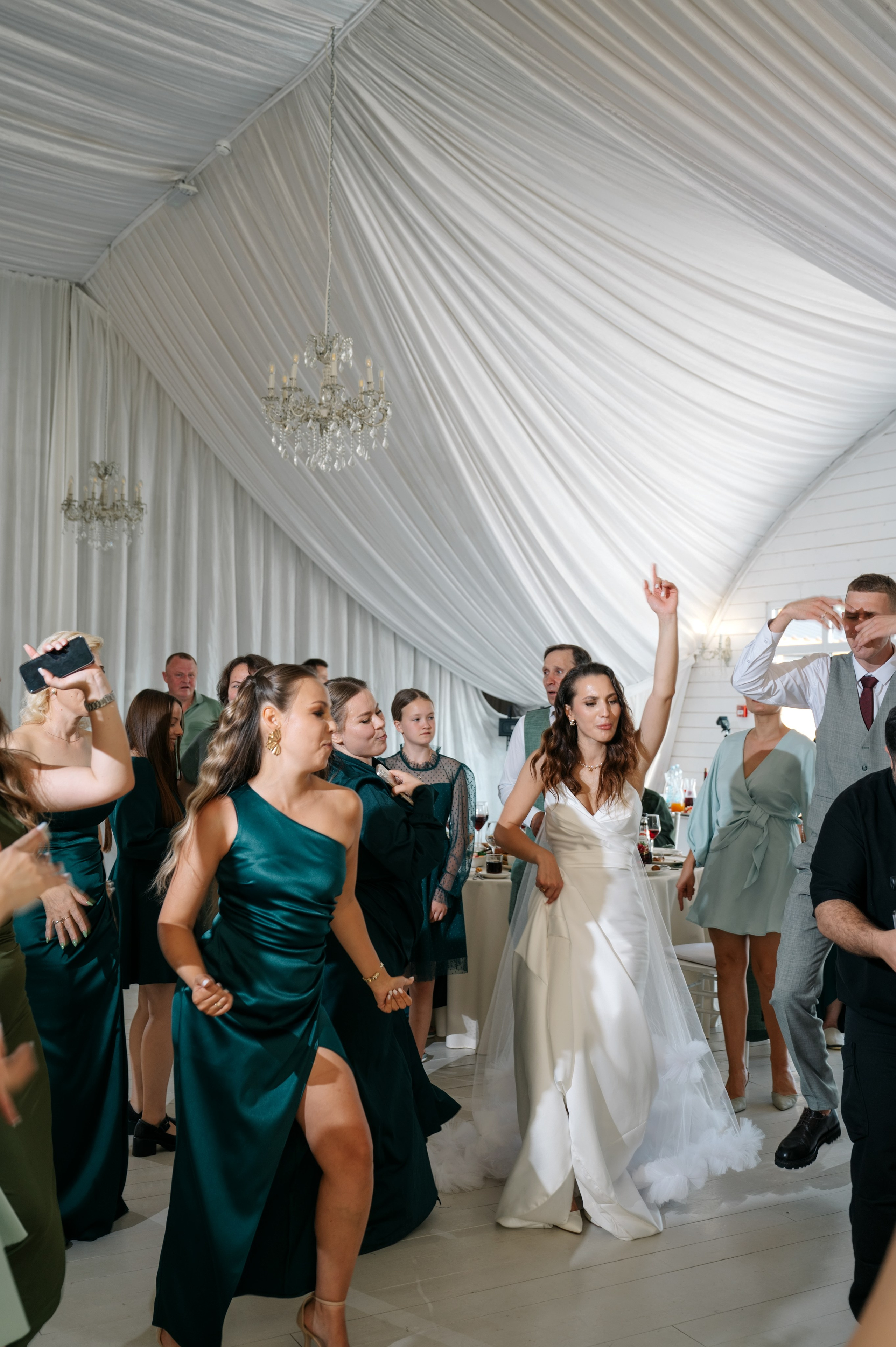 Свадьба в Гребнево в Трубецком. Свадебный и семейный фотограф Виктория Носачёва. Щелково, Москва и МО