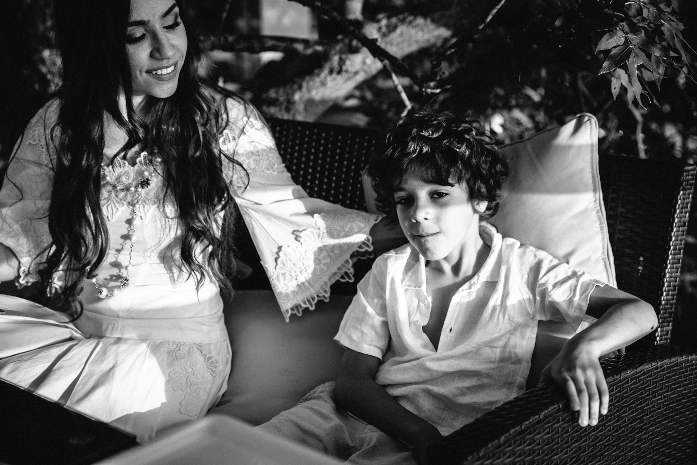 Звук бегущих ног // Карен_Рузанна_Давид_Арам. Фотограф Алутера Ирина