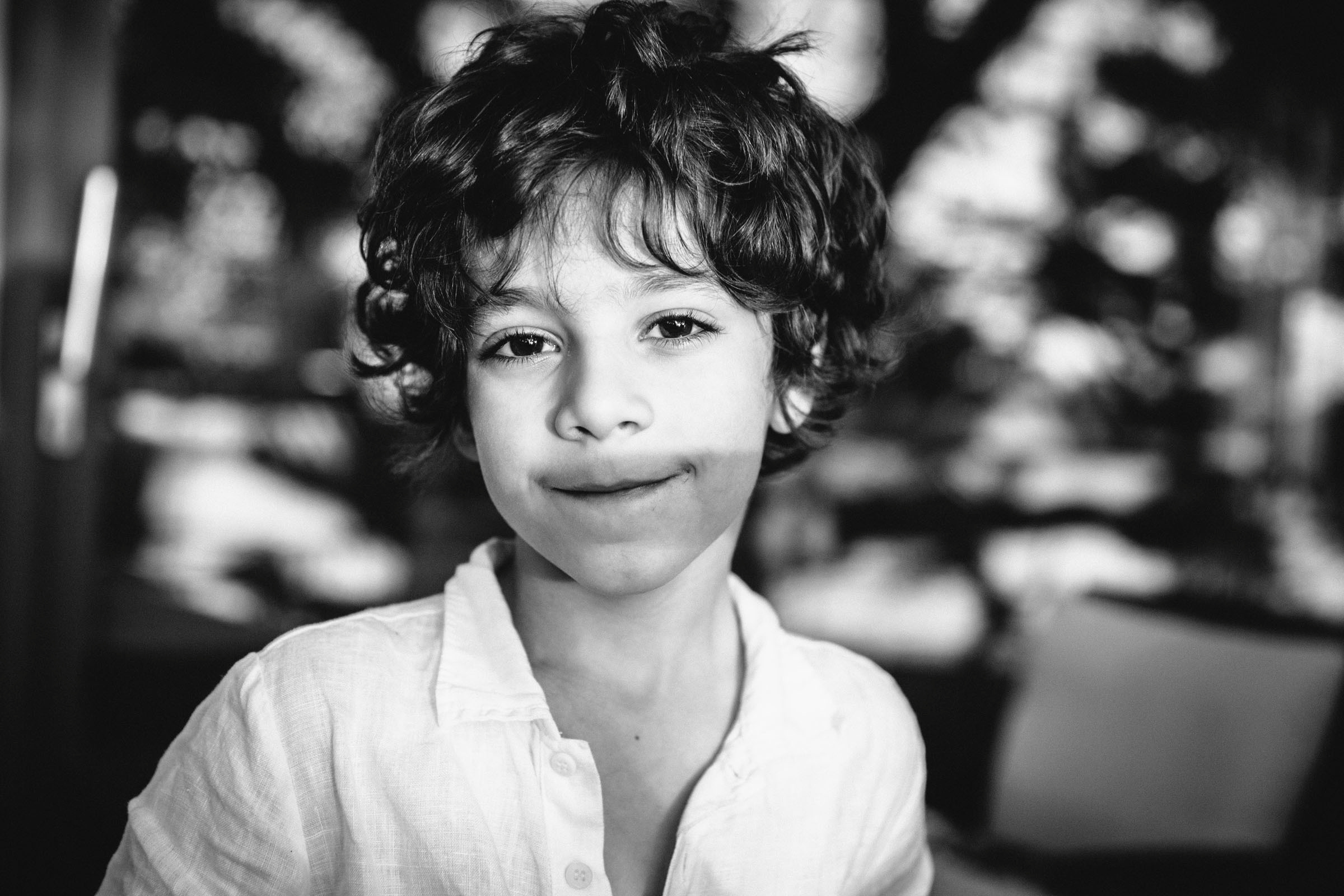 Звук бегущих ног // Карен_Рузанна_Давид_Арам. Фотограф Алутера Ирина