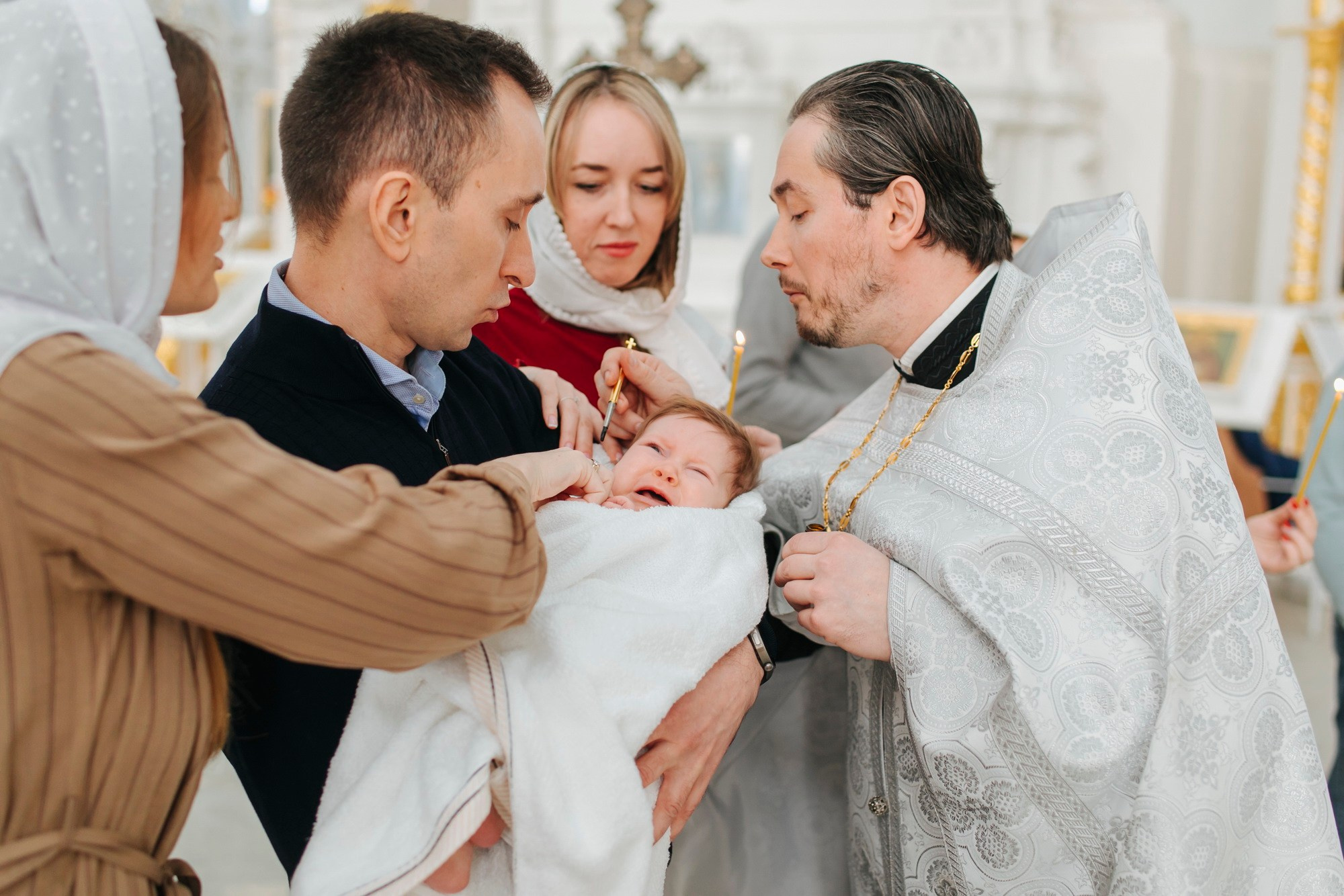 Индивидуальное крещение в Смольном Соборе, где провести крещение СПб, лучший храм для крещения, сколько стоит крещение, церковь где не нужны беседы, без крестных
