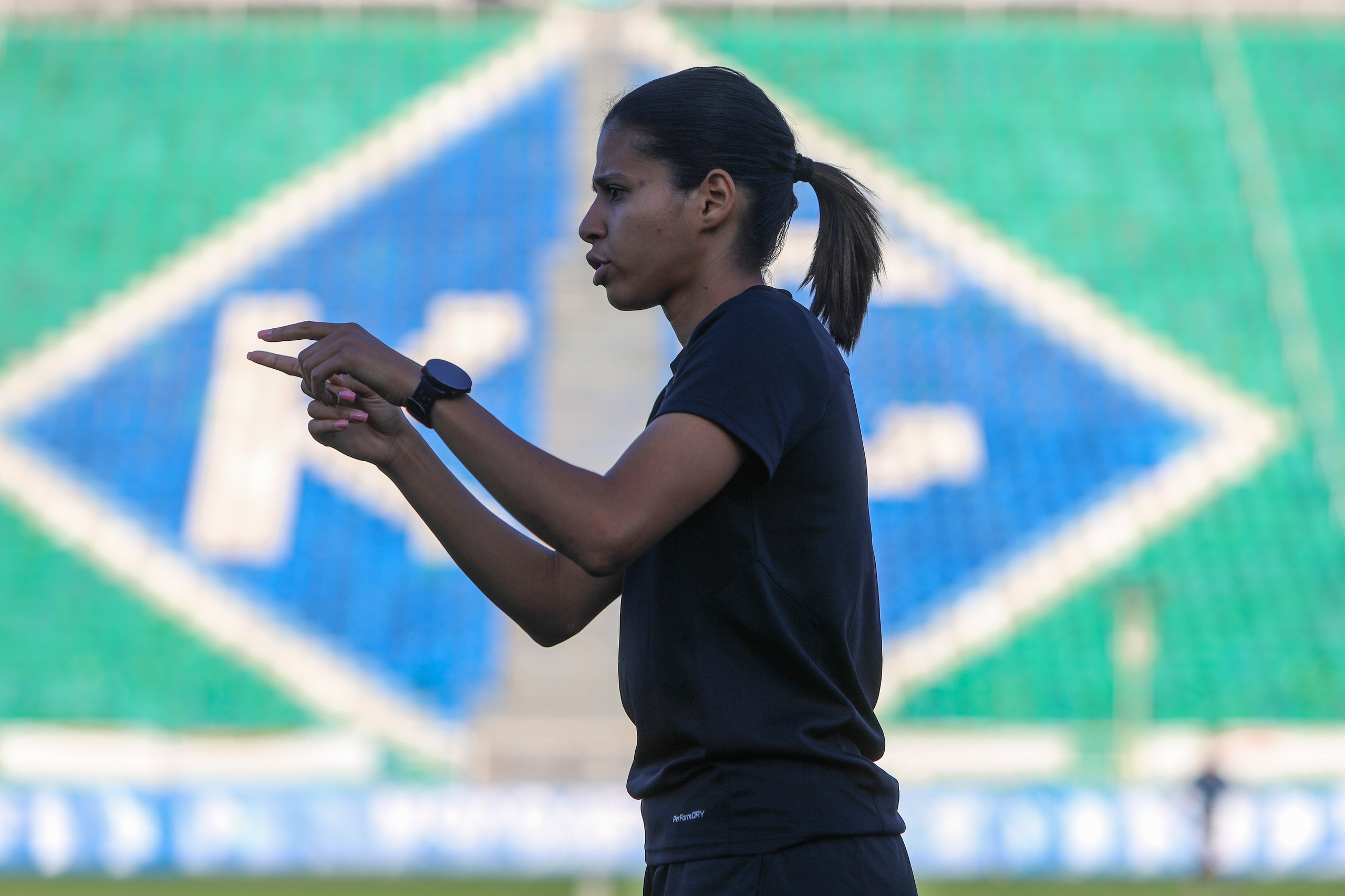 Крылья Советов — Мастер-Сатурн. Молодежная лига по футболу среди женских команд. Спортивный фотограф в Самаре