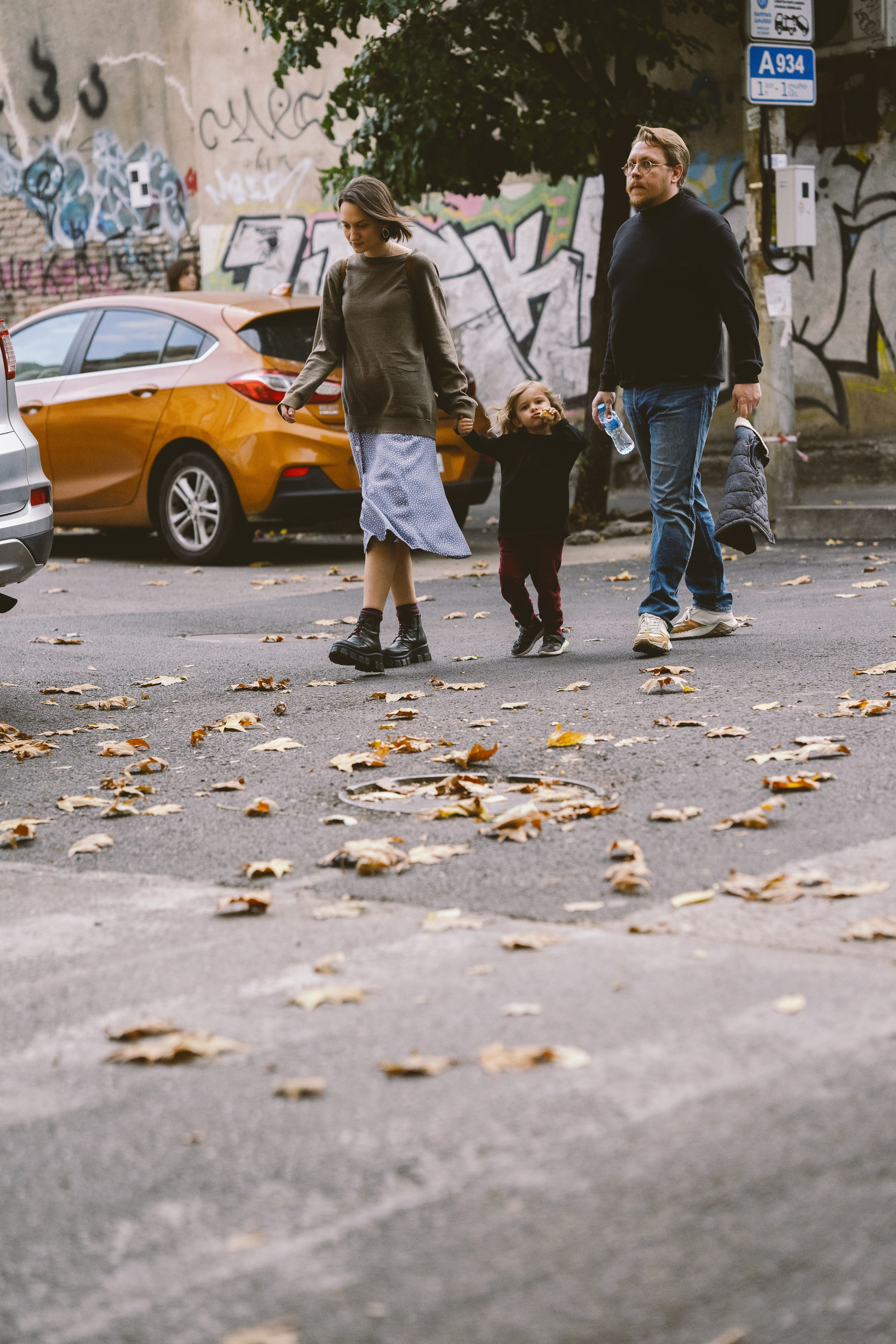 …история о прогулке в старом городе и семье. Марковы: фото, видео, кино и книги